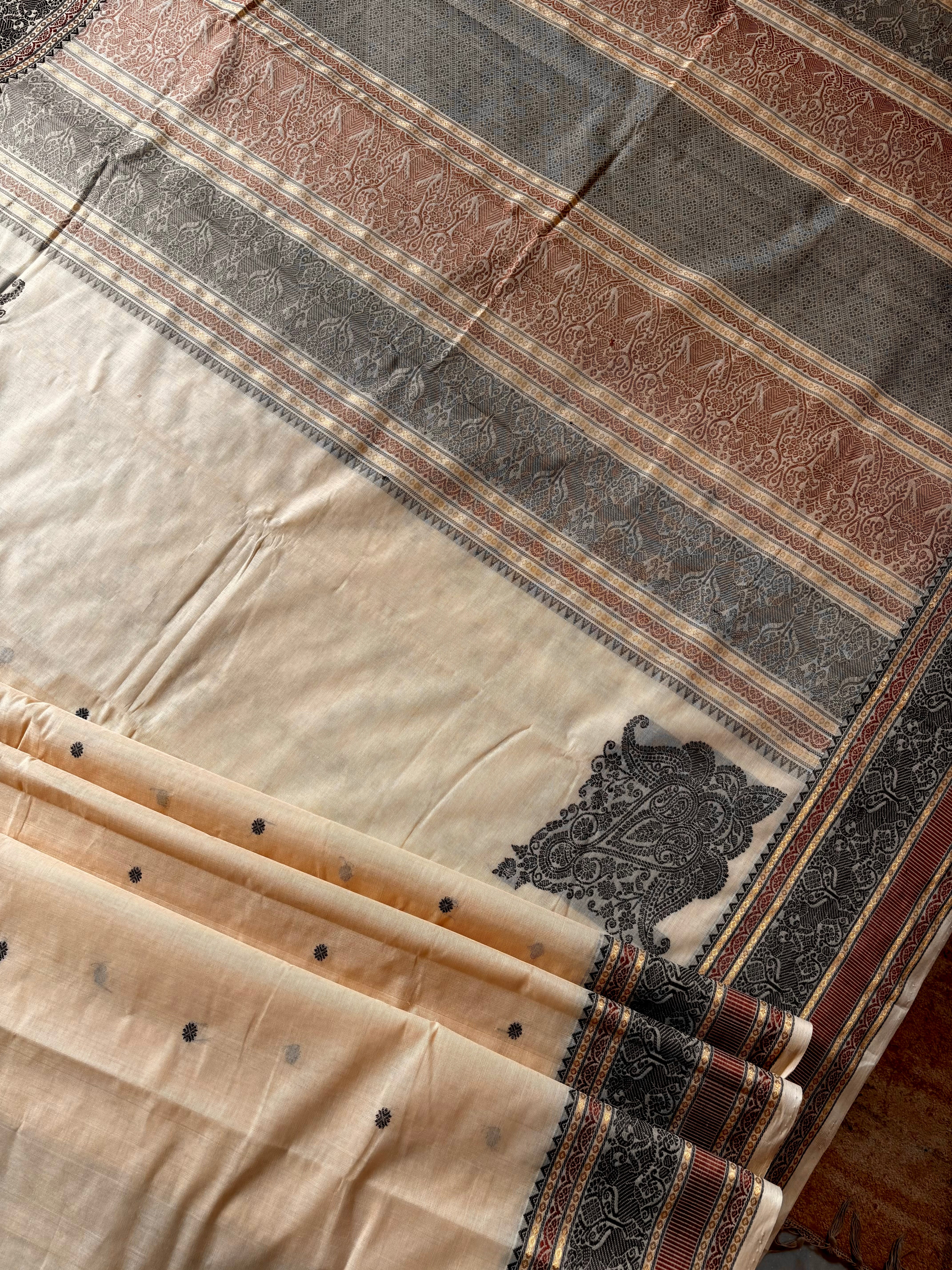 Handwoven Chandan Colour Cotton Kanchipuram Saree