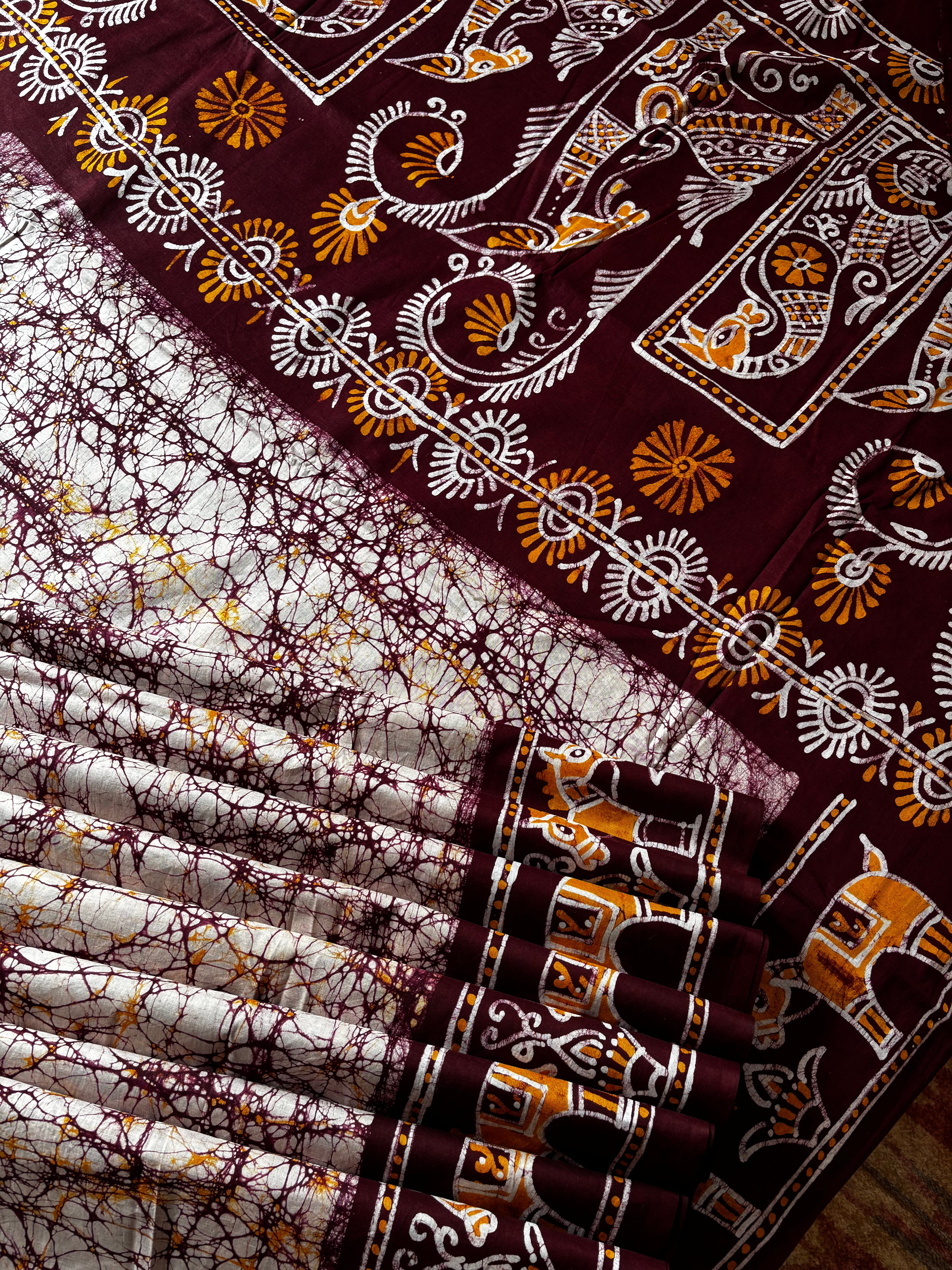 Handmade White Brownish Maroon Pure Cotton Batik Saree
