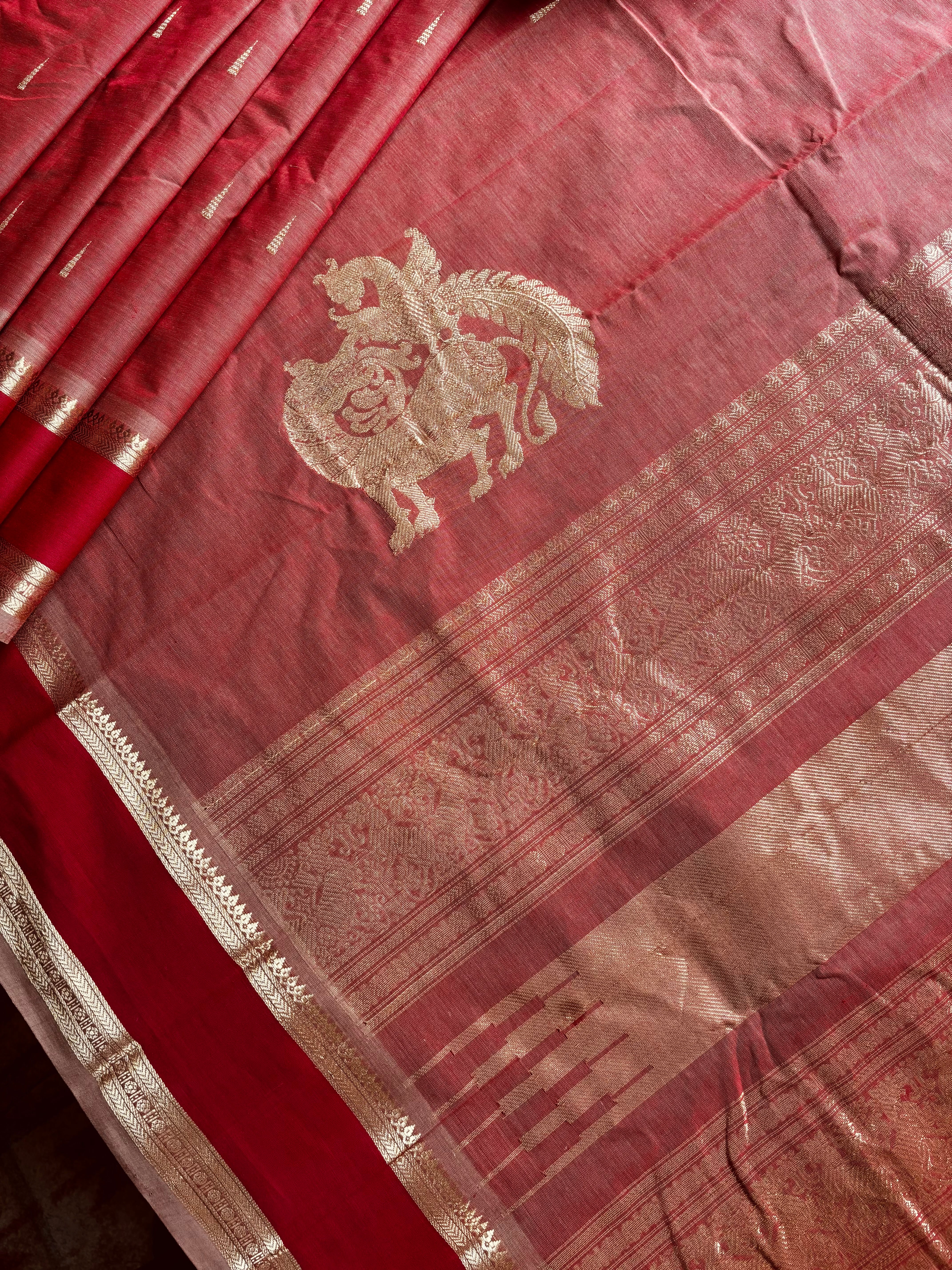 Handwoven Light Pale Red Colour Kanchipuram Cotton Saree