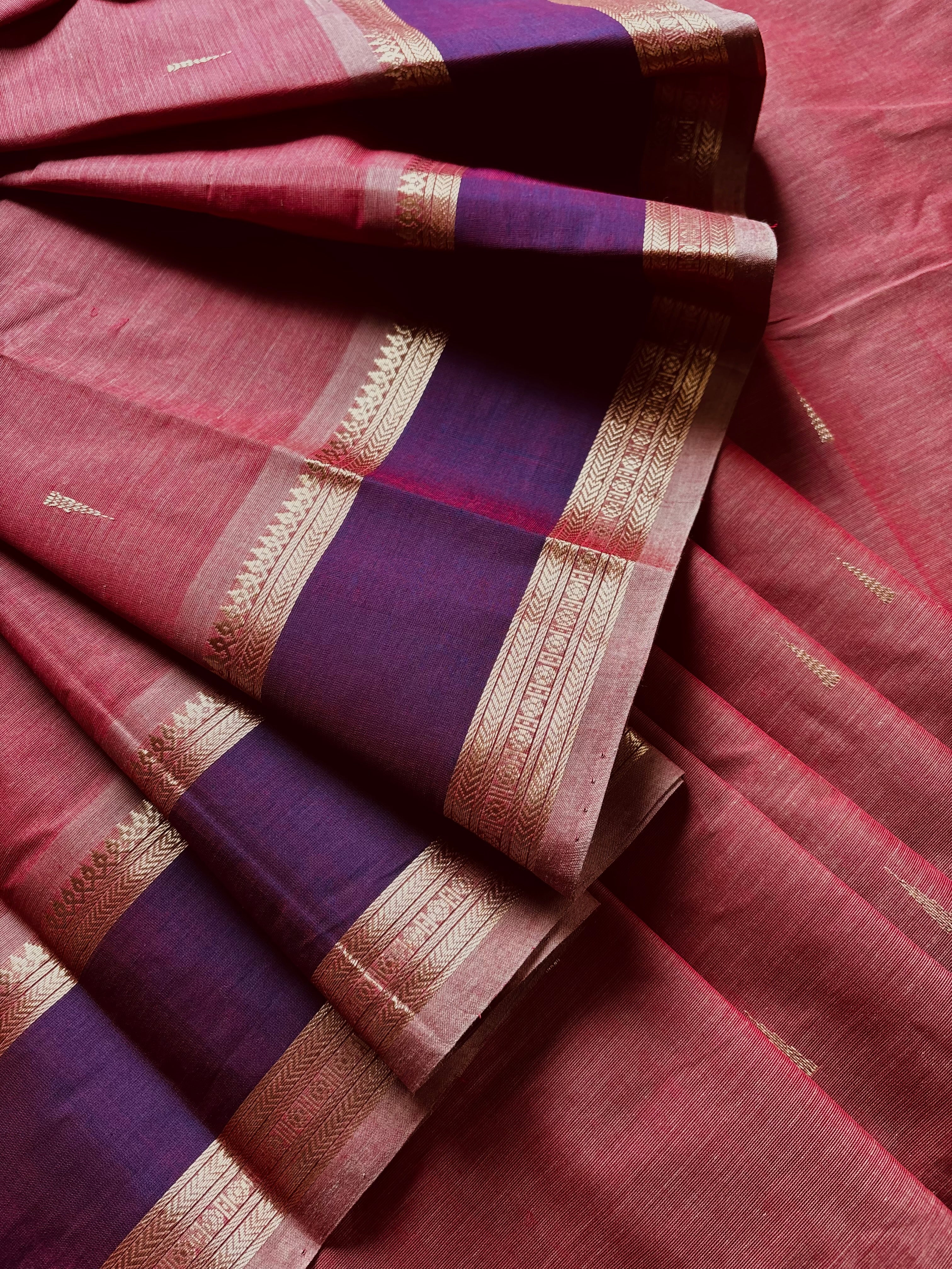Handwoven Light Pale Red Colour Kanchipuram Cotton Saree