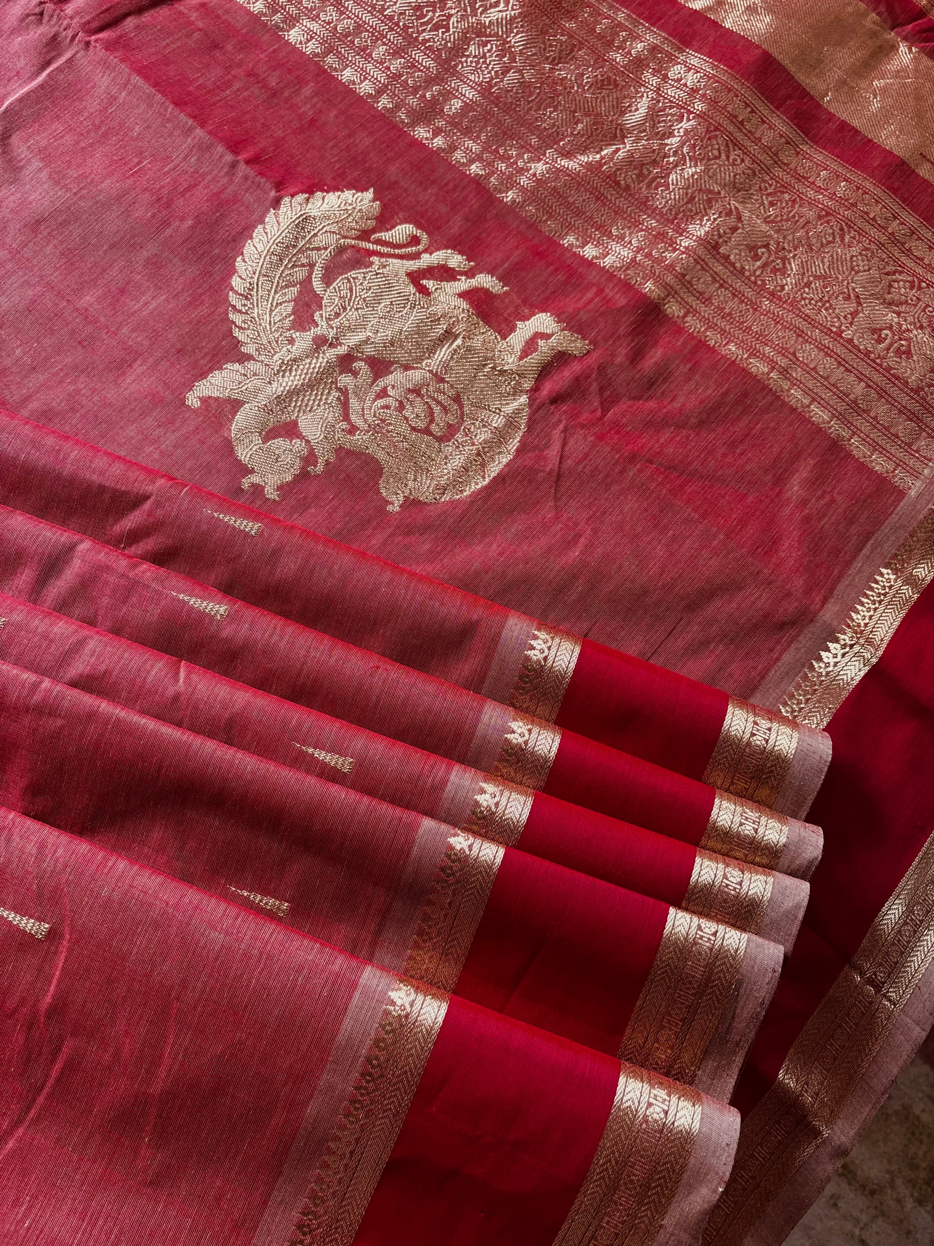 Handwoven Light Pale Red Colour Kanchipuram Cotton Saree