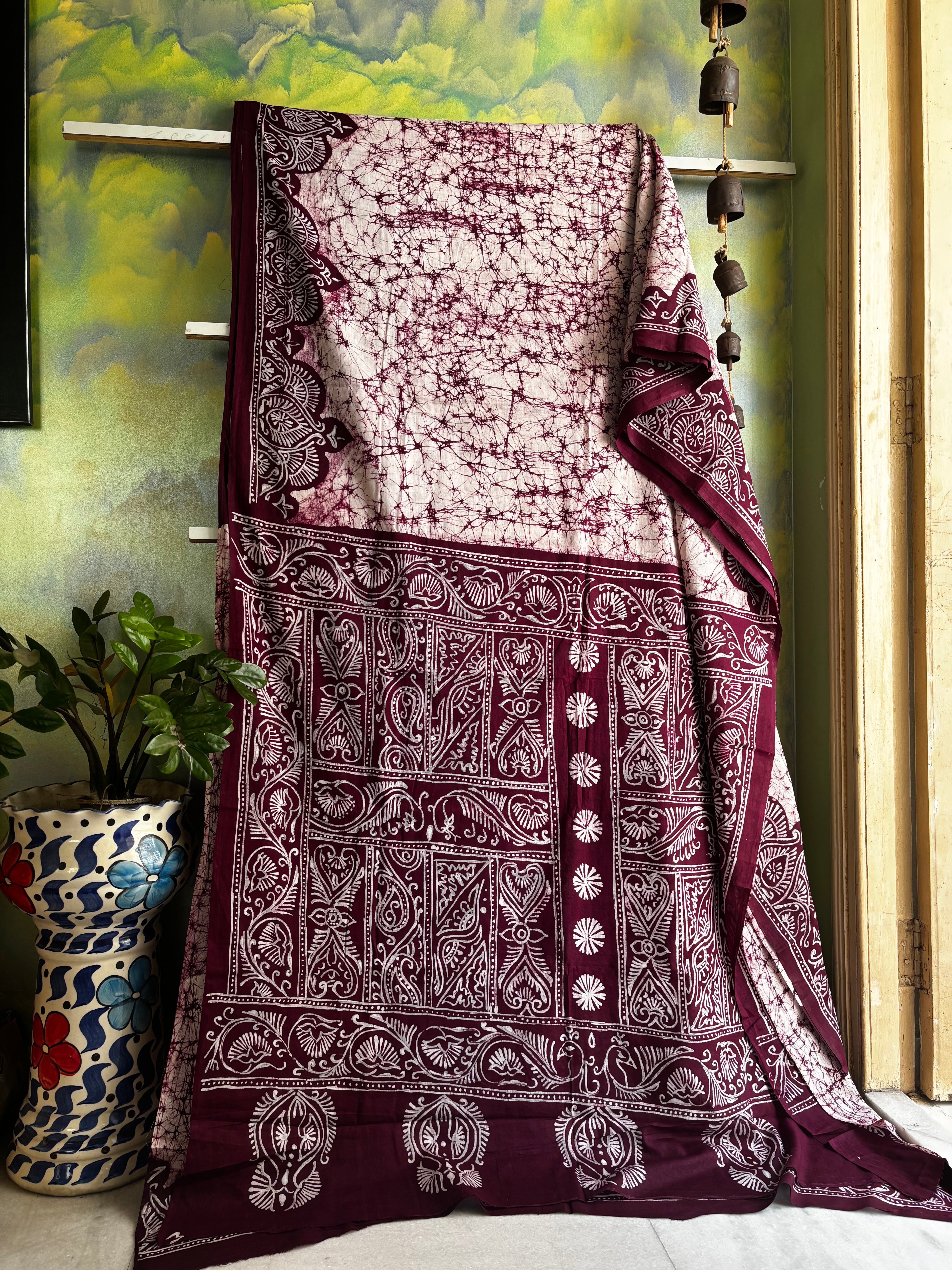 Handmade White Colour Pure Cotton Batik Saree