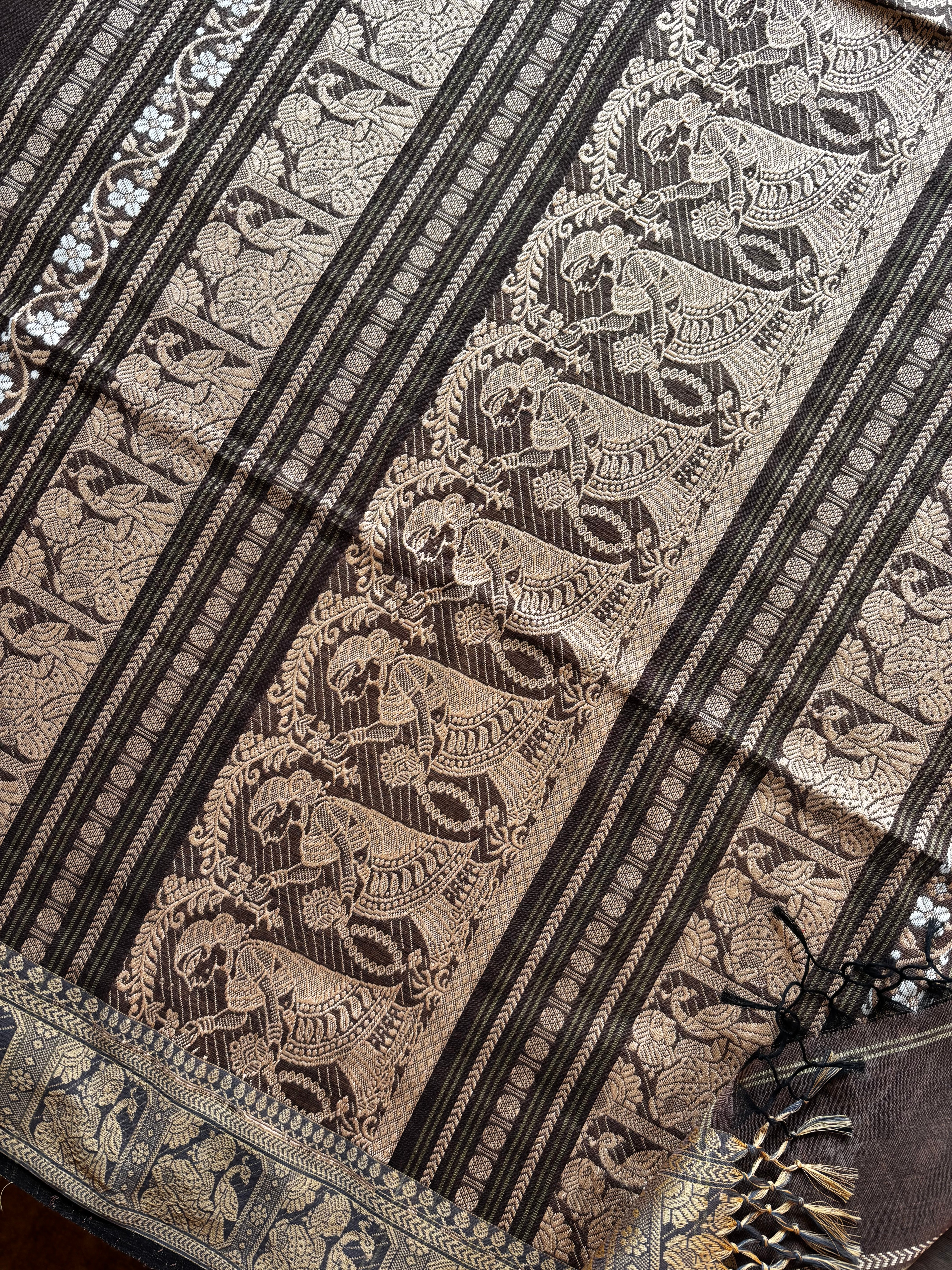 Handwoven Brown Colour Cotton Baluchari Saree