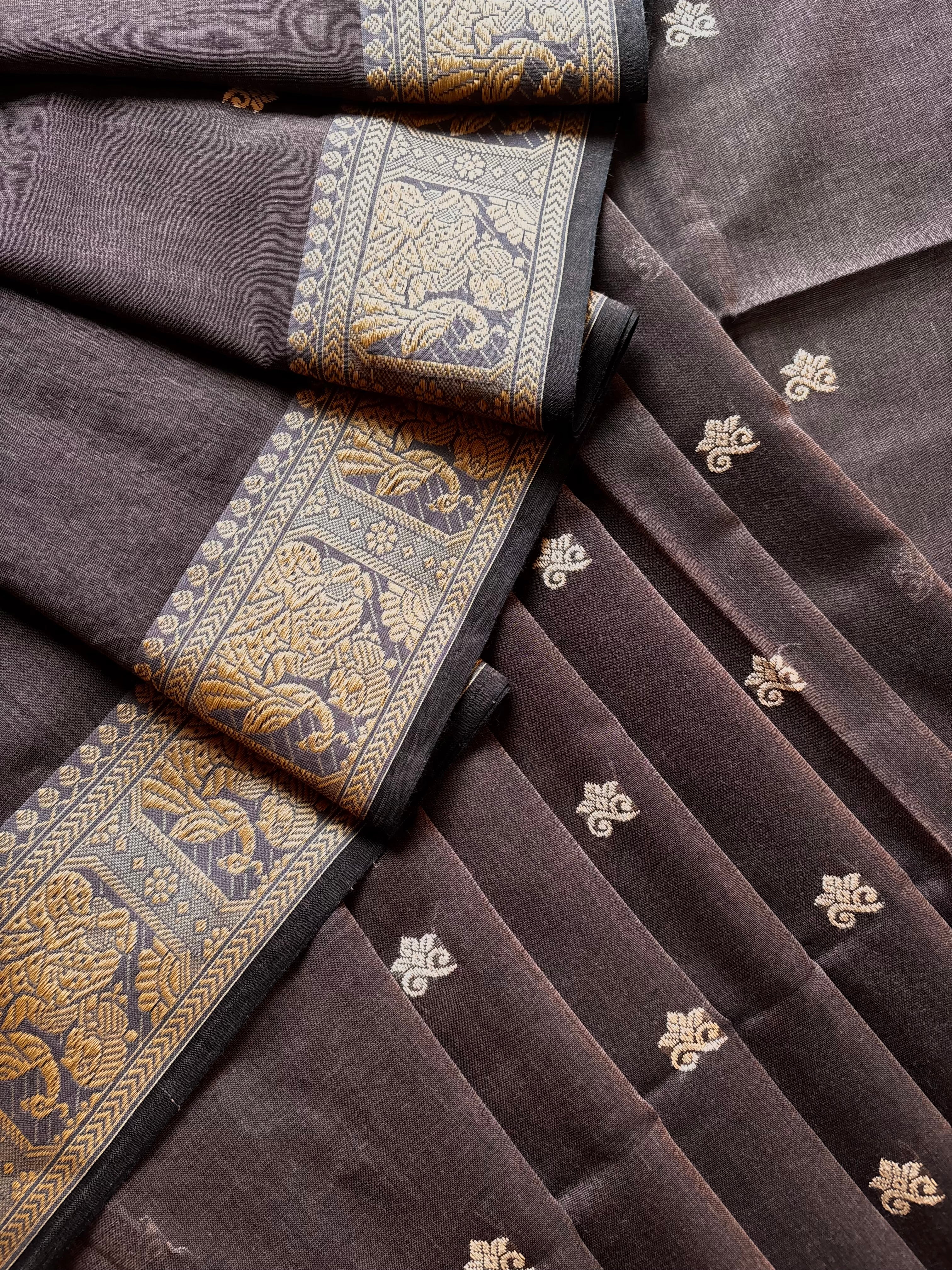 Handwoven Brown Colour Cotton Baluchari Saree