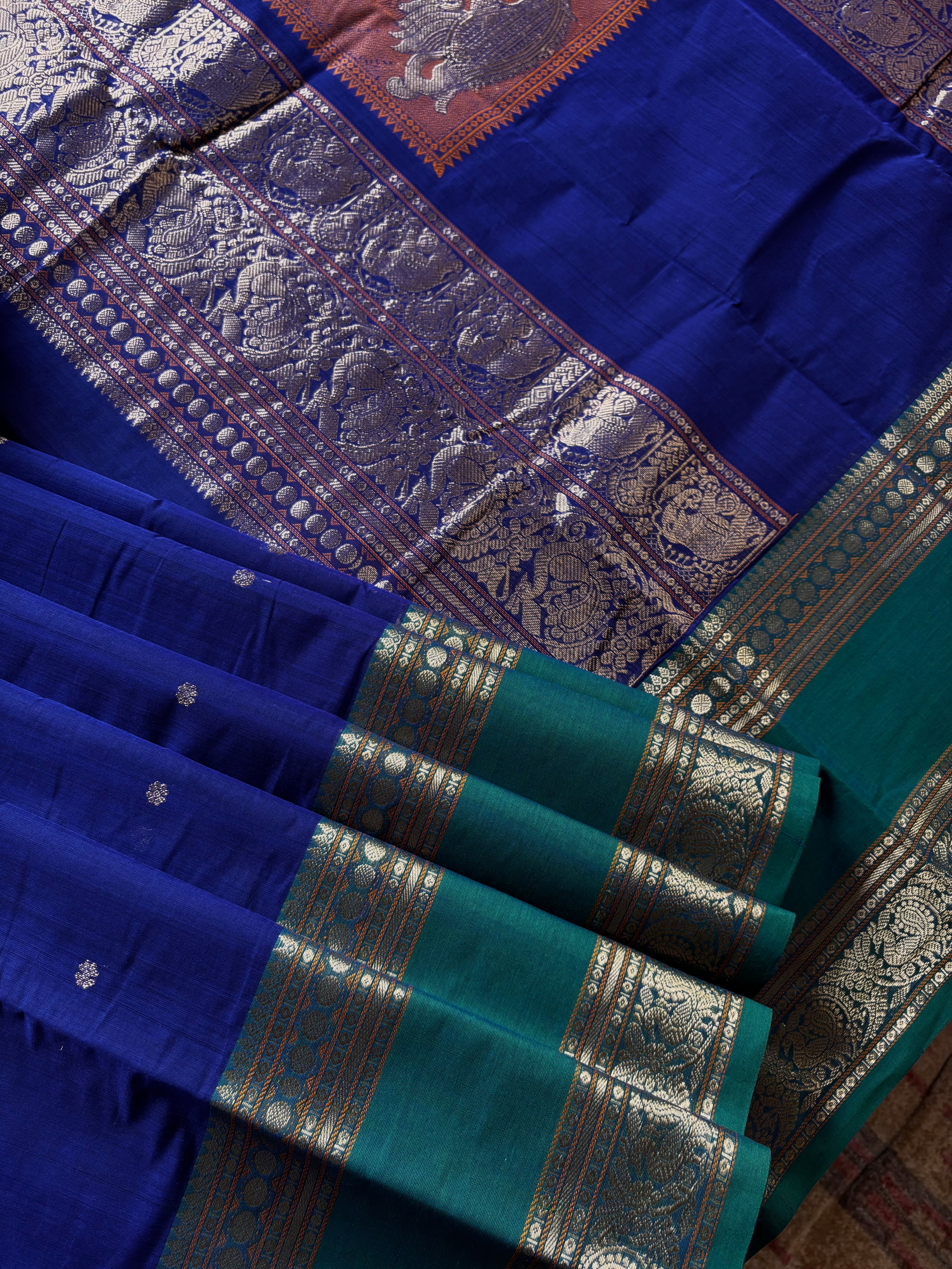 Handwoven Bright Blue Colour Kanchipuram Cotton Saree