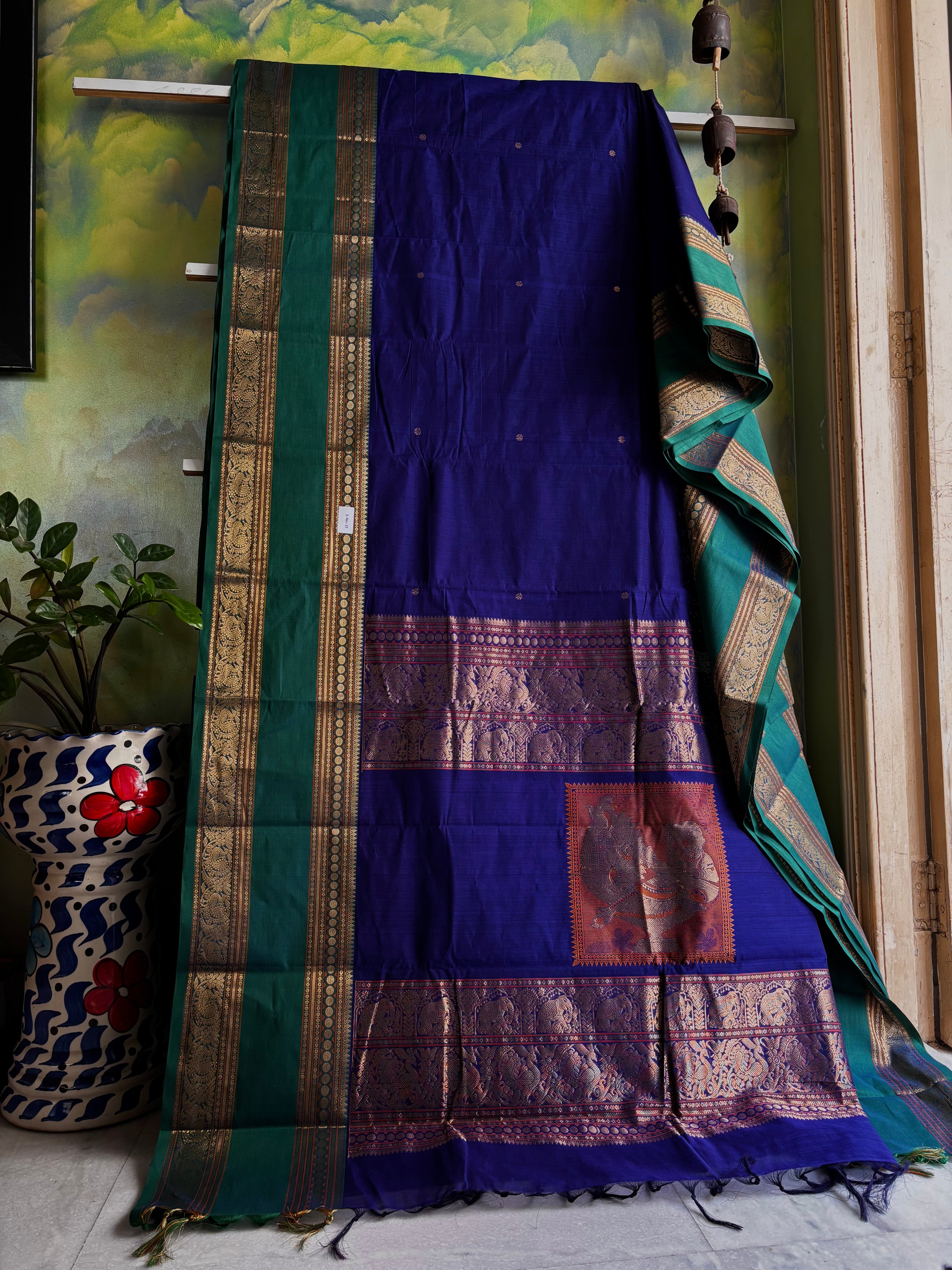 Handwoven Bright Blue Colour Kanchipuram Cotton Saree
