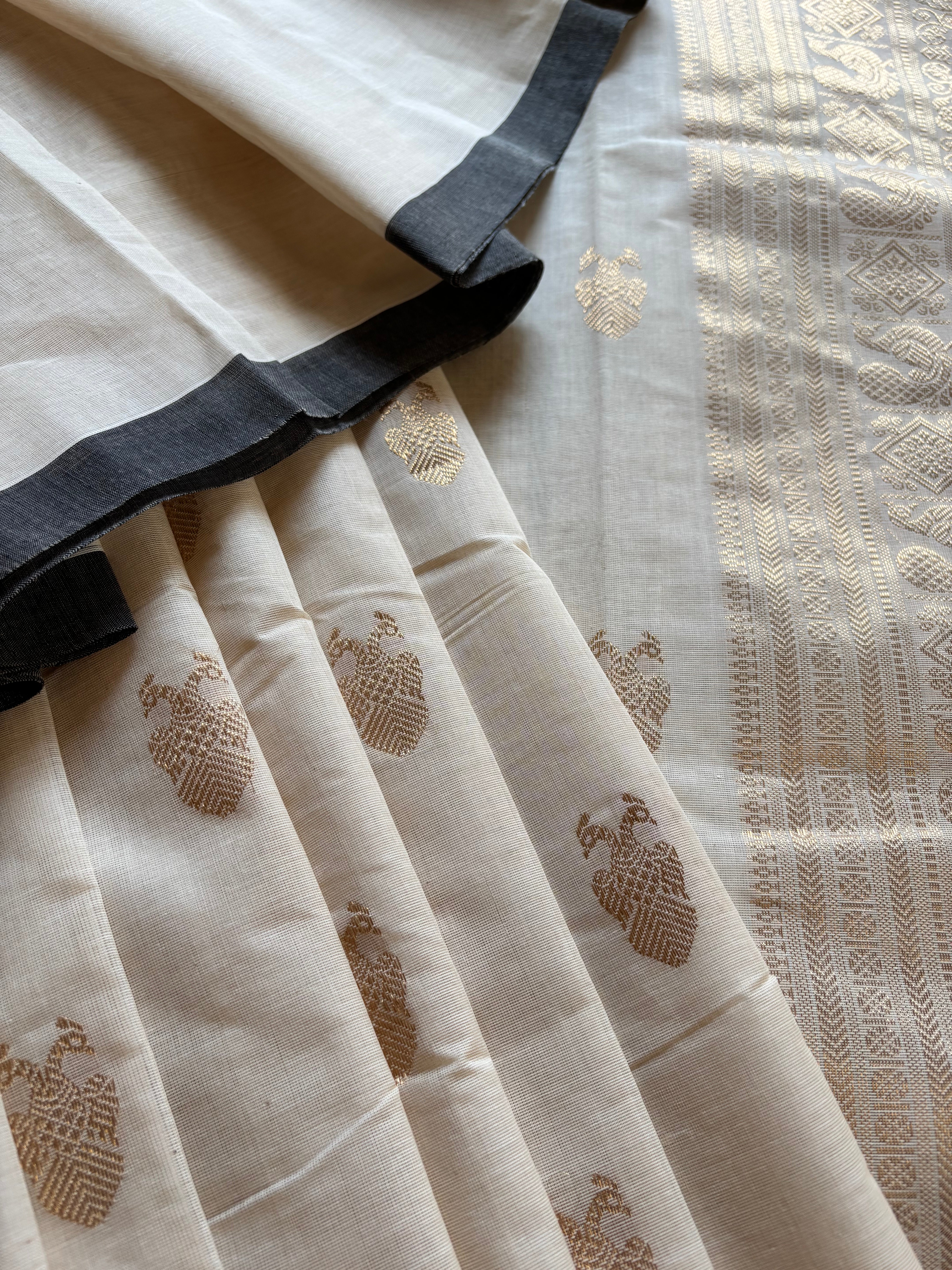 Handwoven Offwhite Kanchi Cotton Saree
