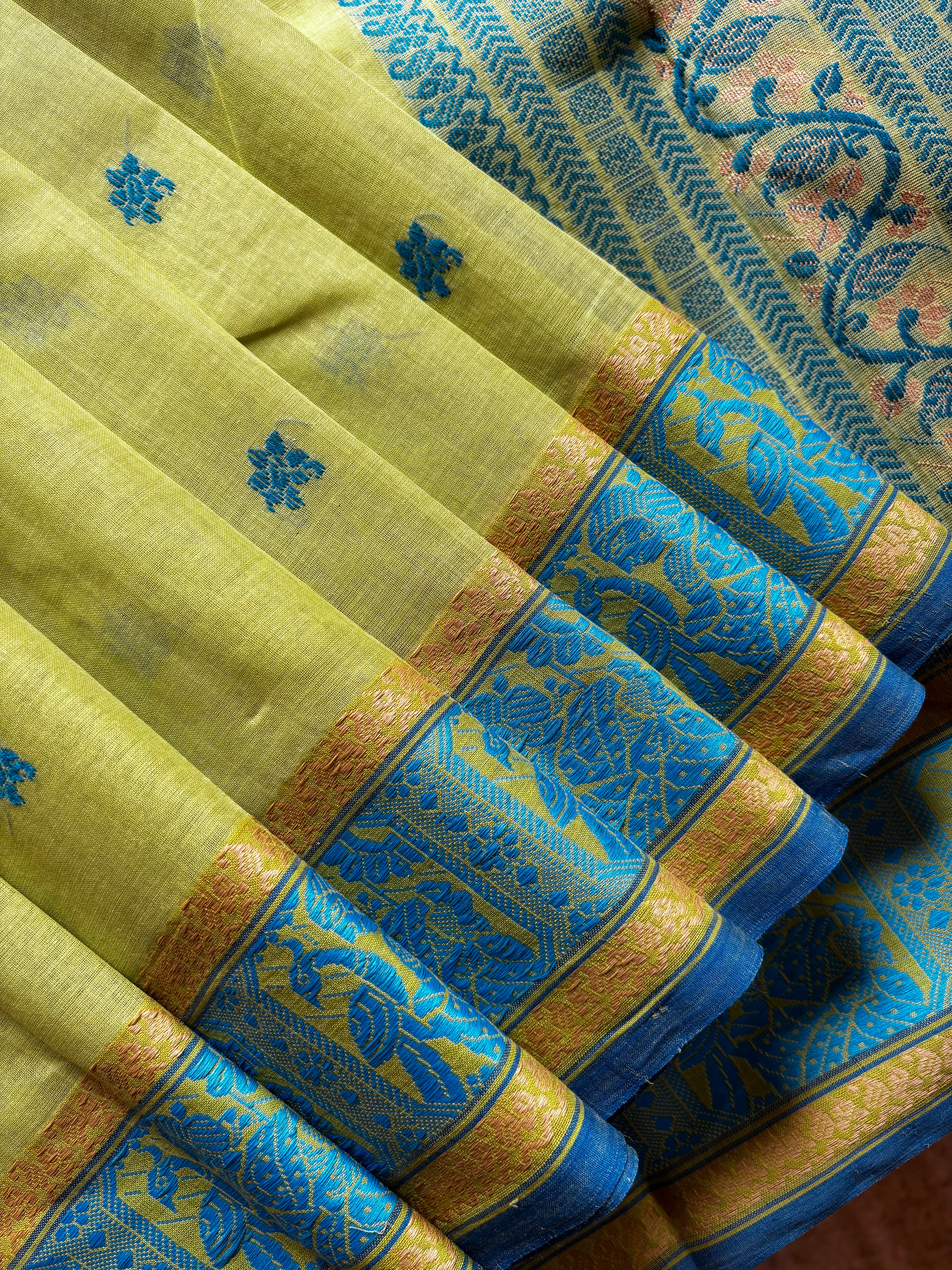 Handwoven Amla Green Cotton Baluchari Saree