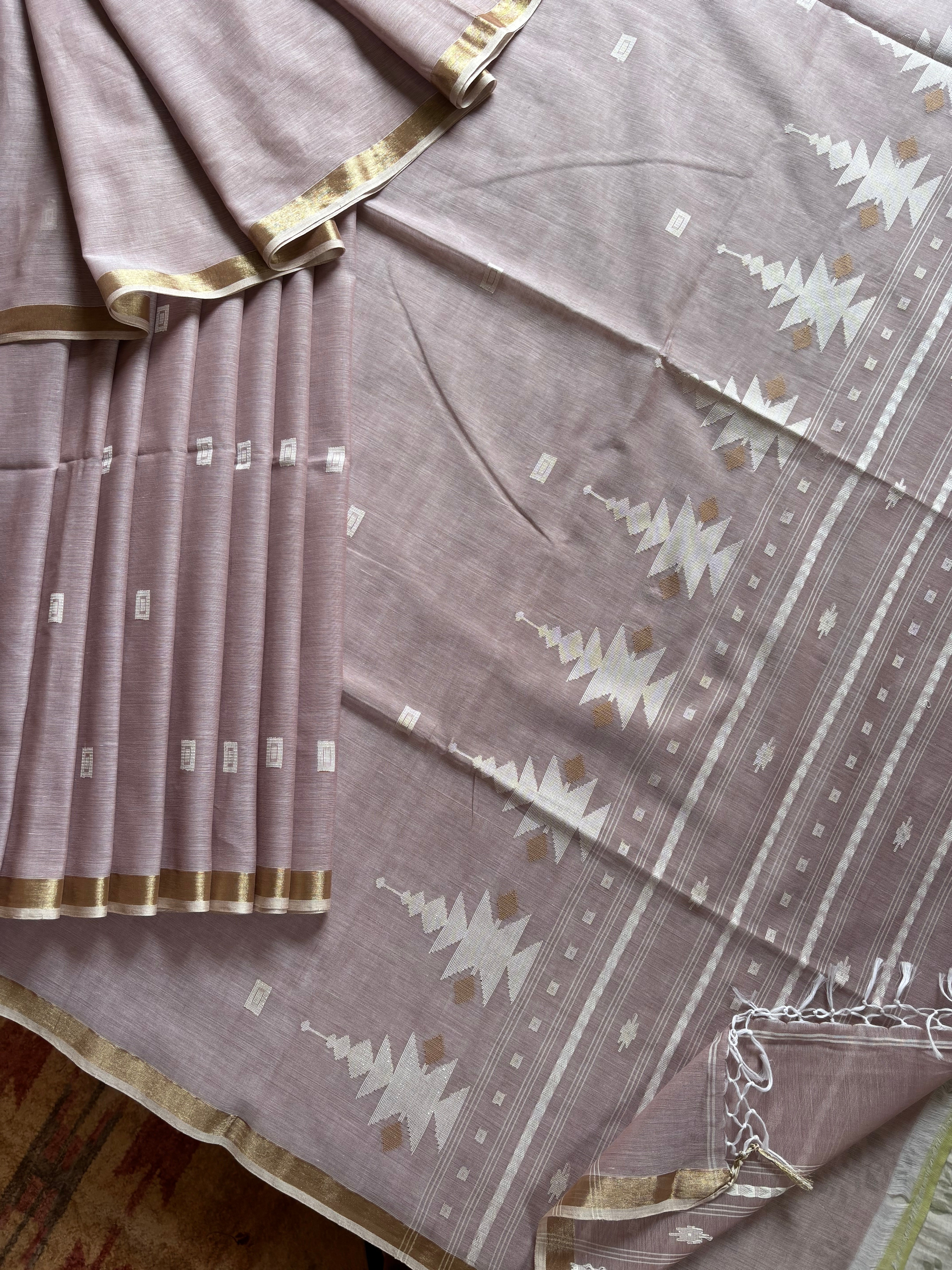Handwoven Dusty Lavender Cotton Jamdani Saree