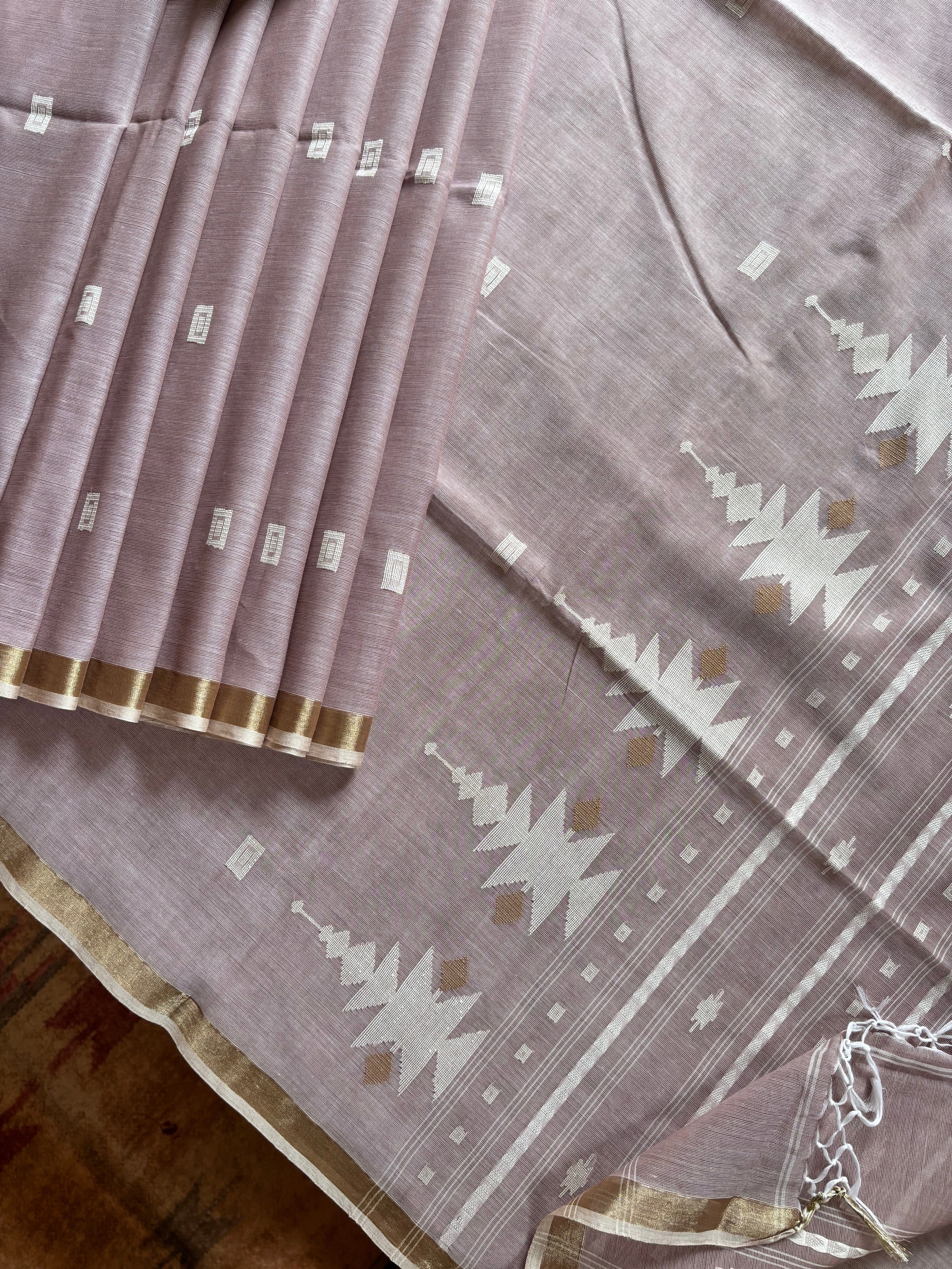 Handwoven Dusty Lavender Cotton Jamdani Saree