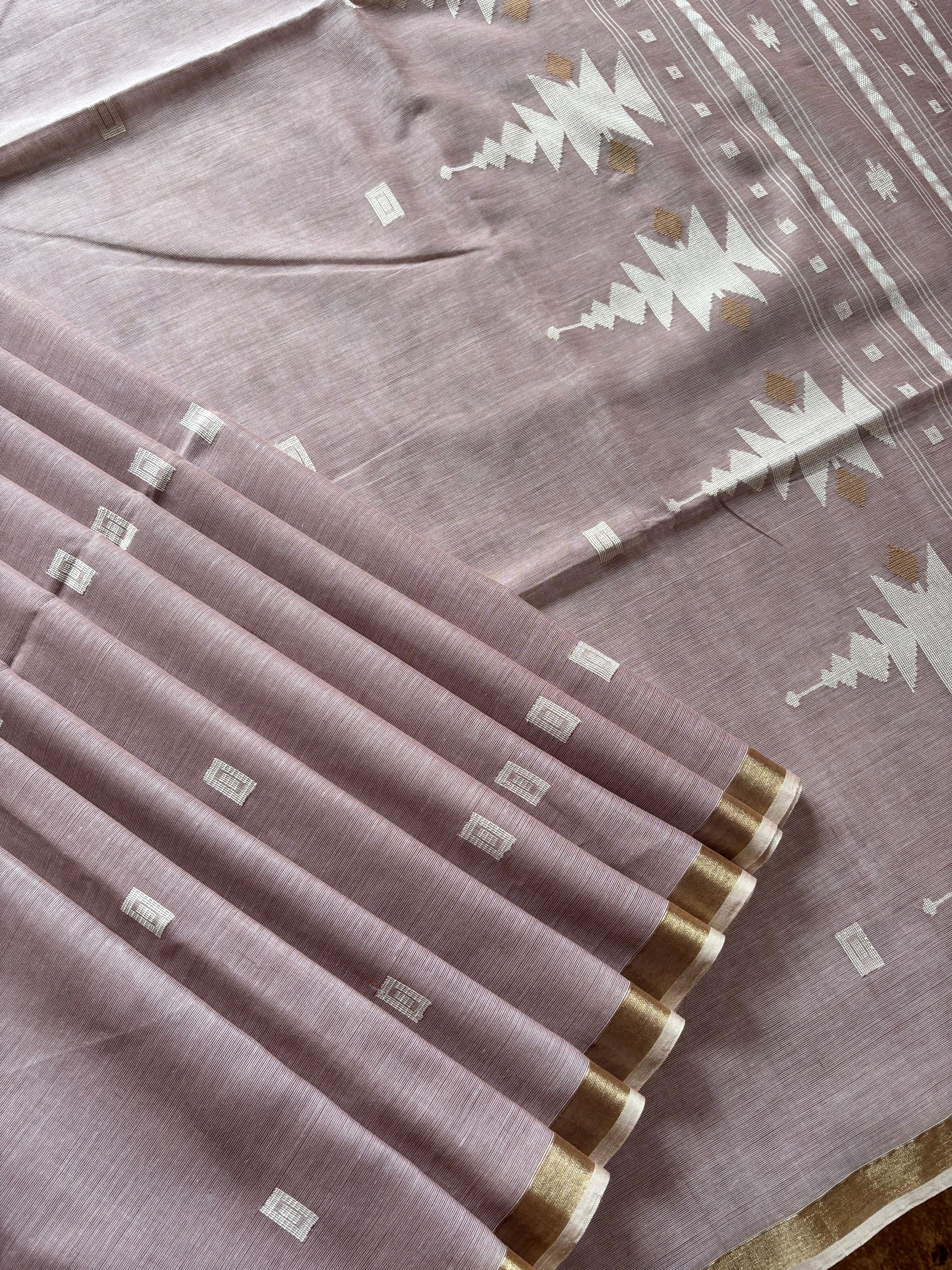 Handwoven Dusty Lavender Cotton Jamdani Saree