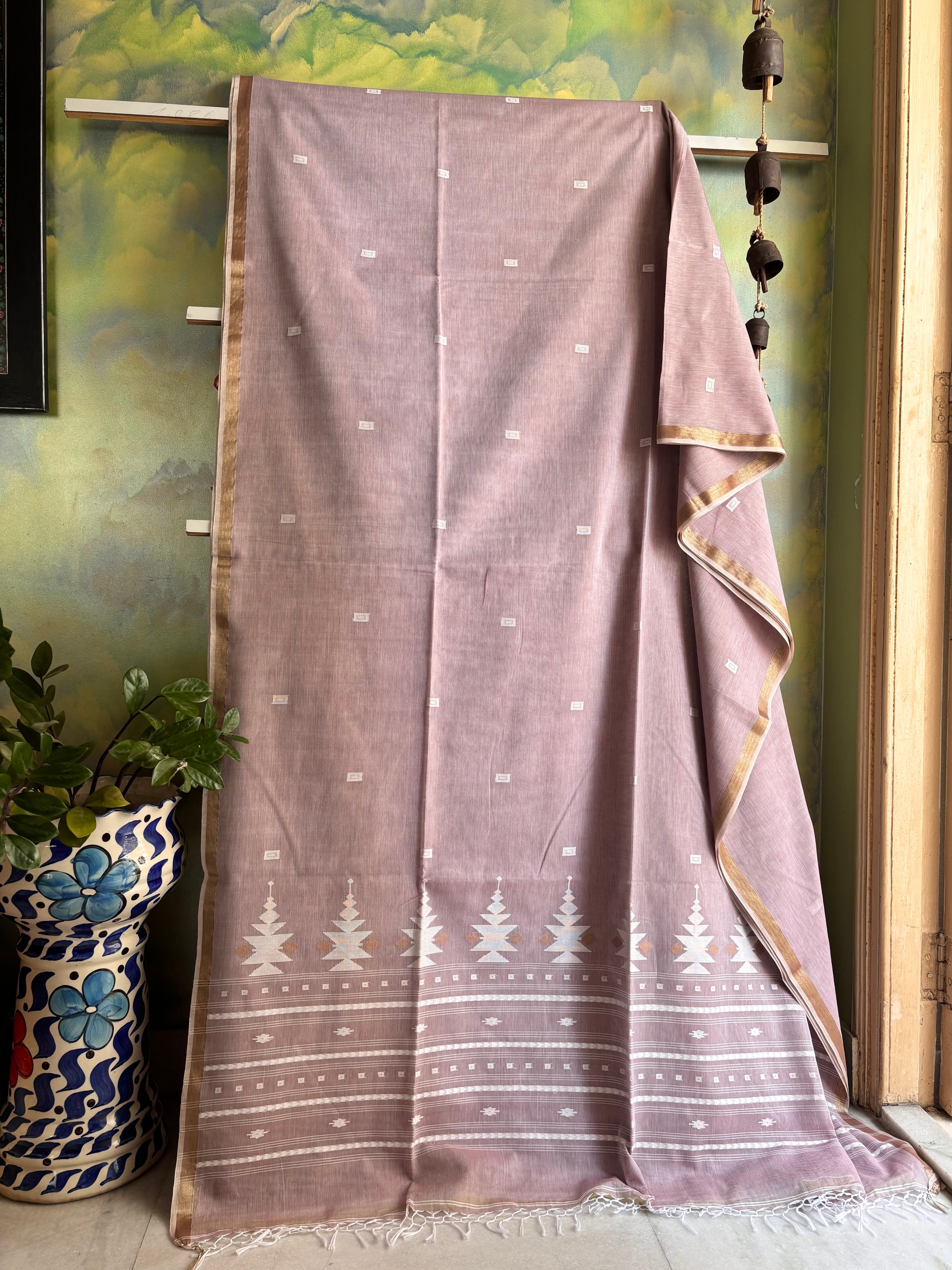 Handwoven Dusty Lavender Cotton Jamdani Saree