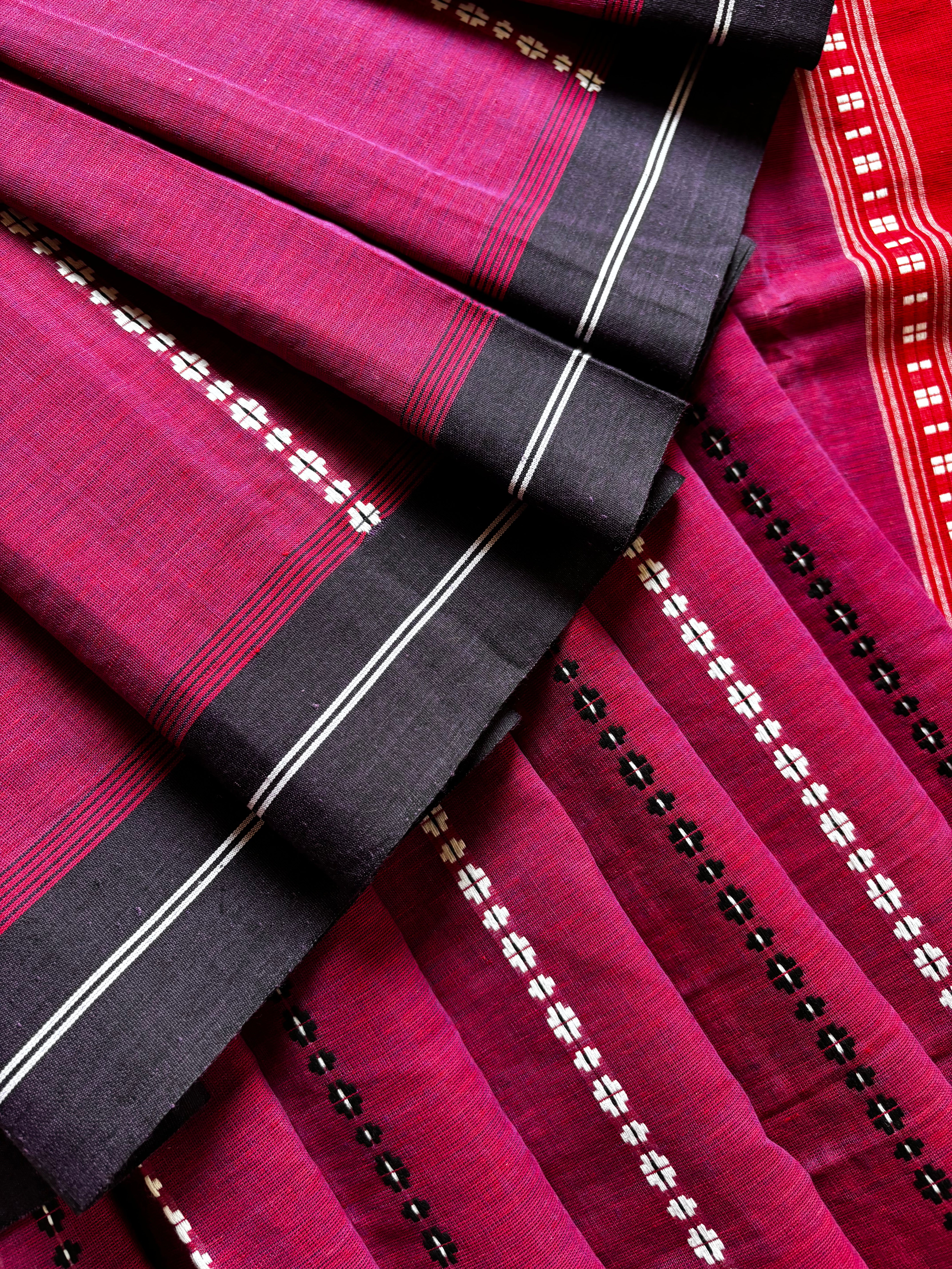 Handwoven Dual Toned Begampuri Cotton Saree