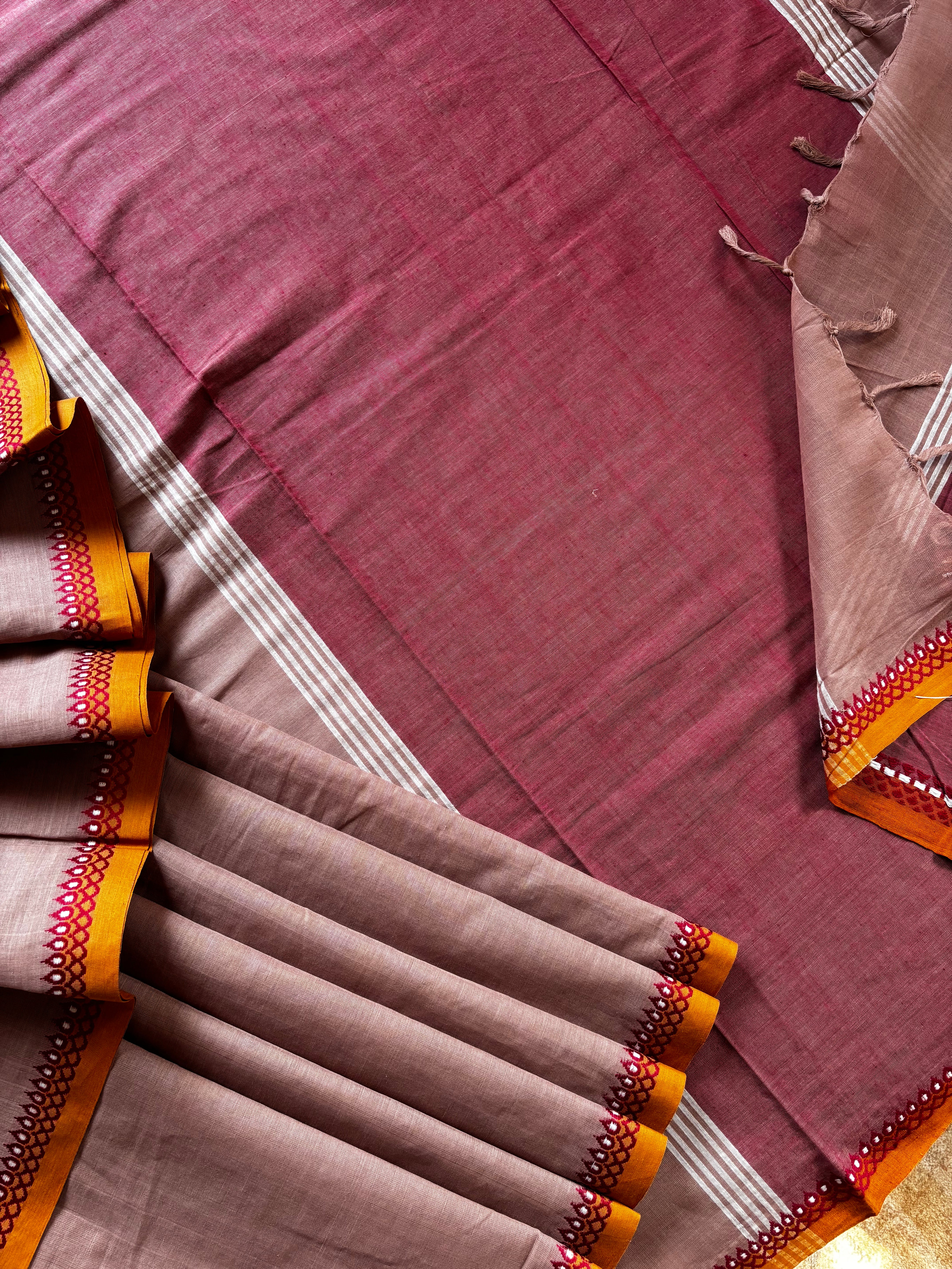 Habdwoven Cinnamon Colour Begampuri Cotton Saree