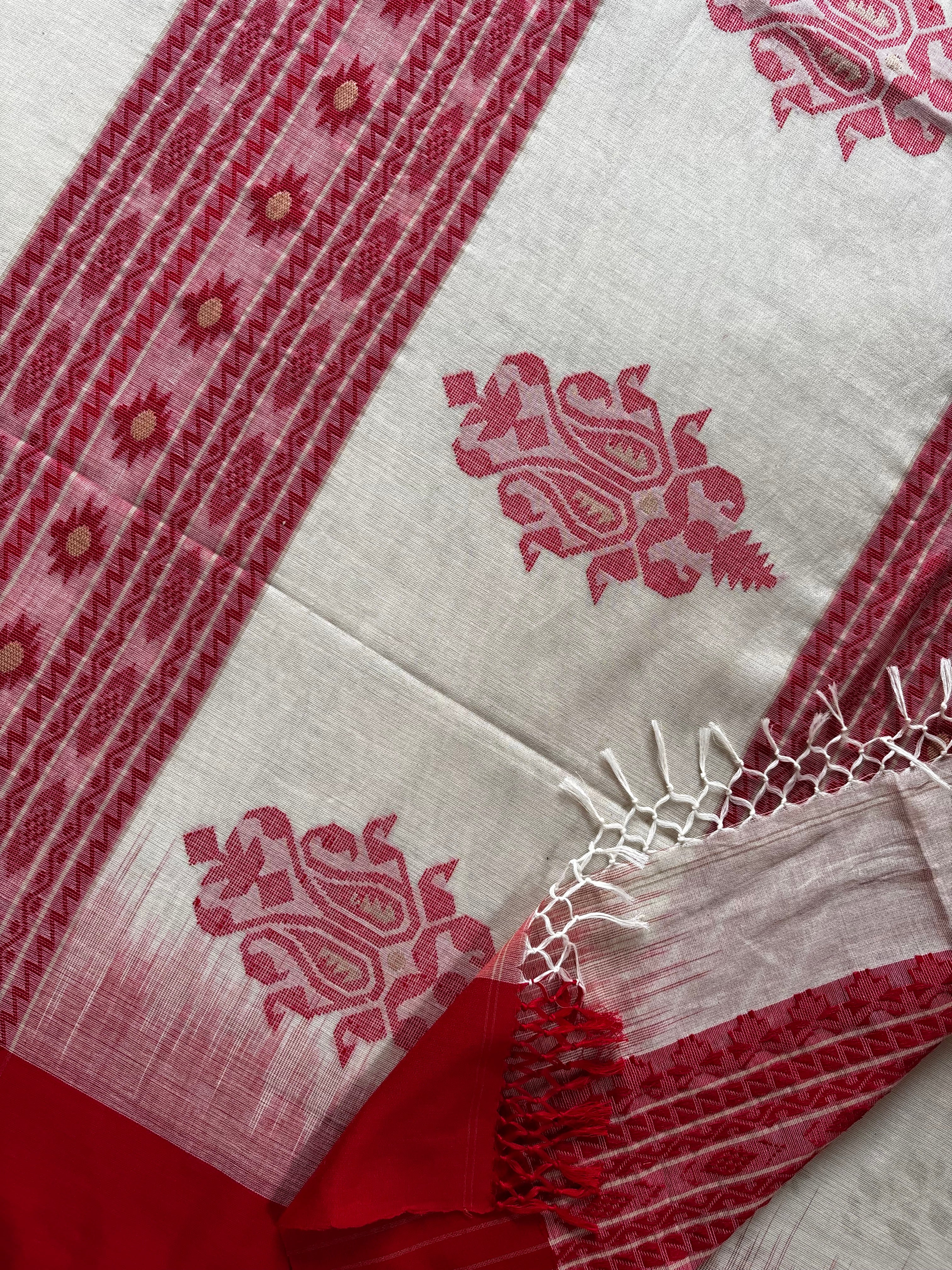 Handwoven Gangajal with Red Colour Phulia Cotton Saree