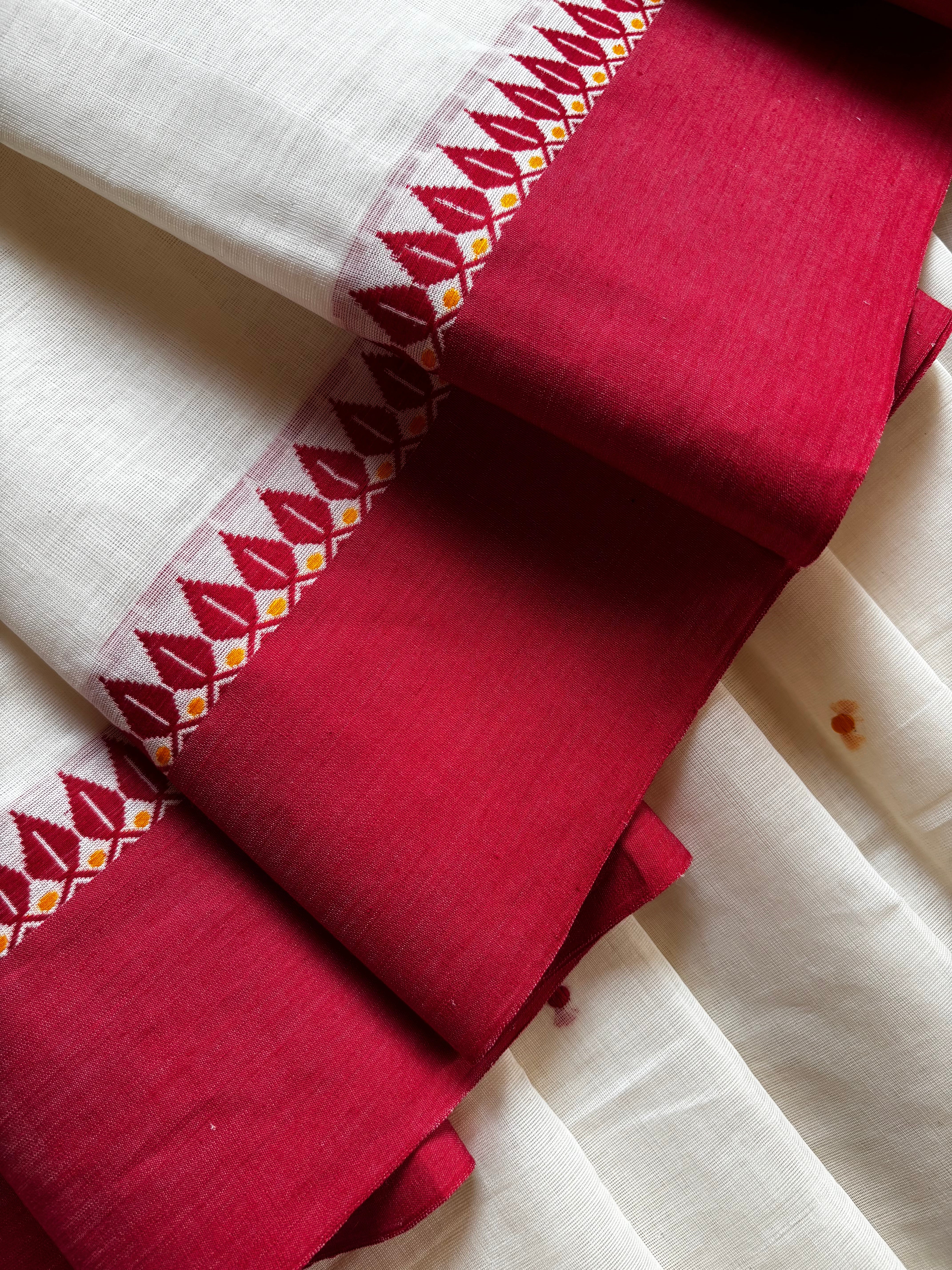Handwoven White Red Begampuri Cotton Saree