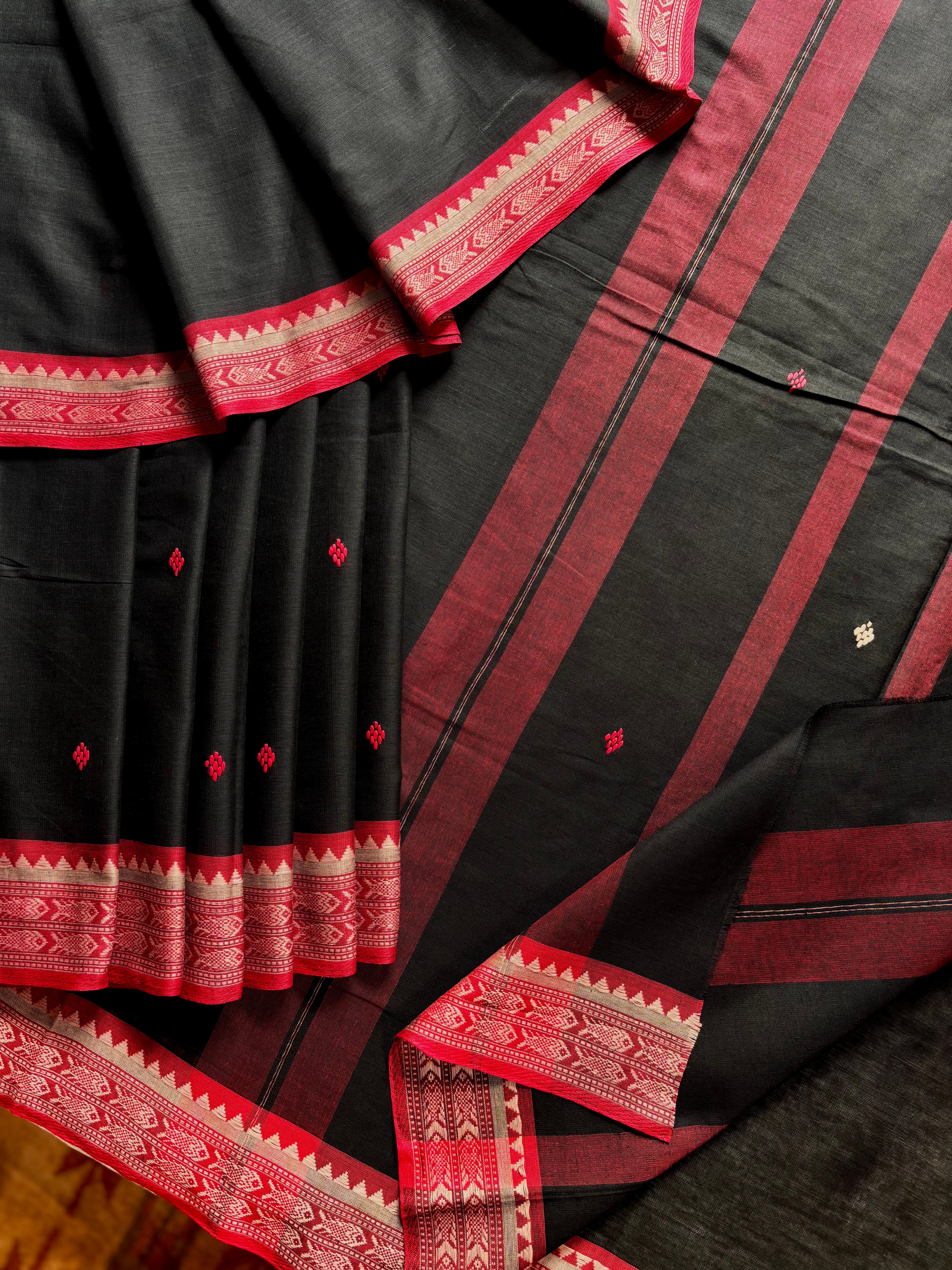 Handwoven Black Red Fish Dhonekhali Saree