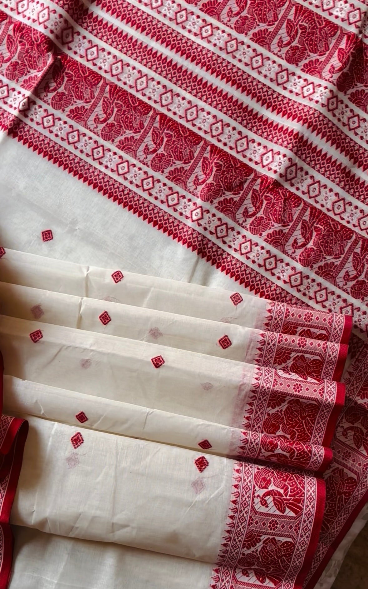 Handwoven Creamish White Red Cotton Baluchari Saree