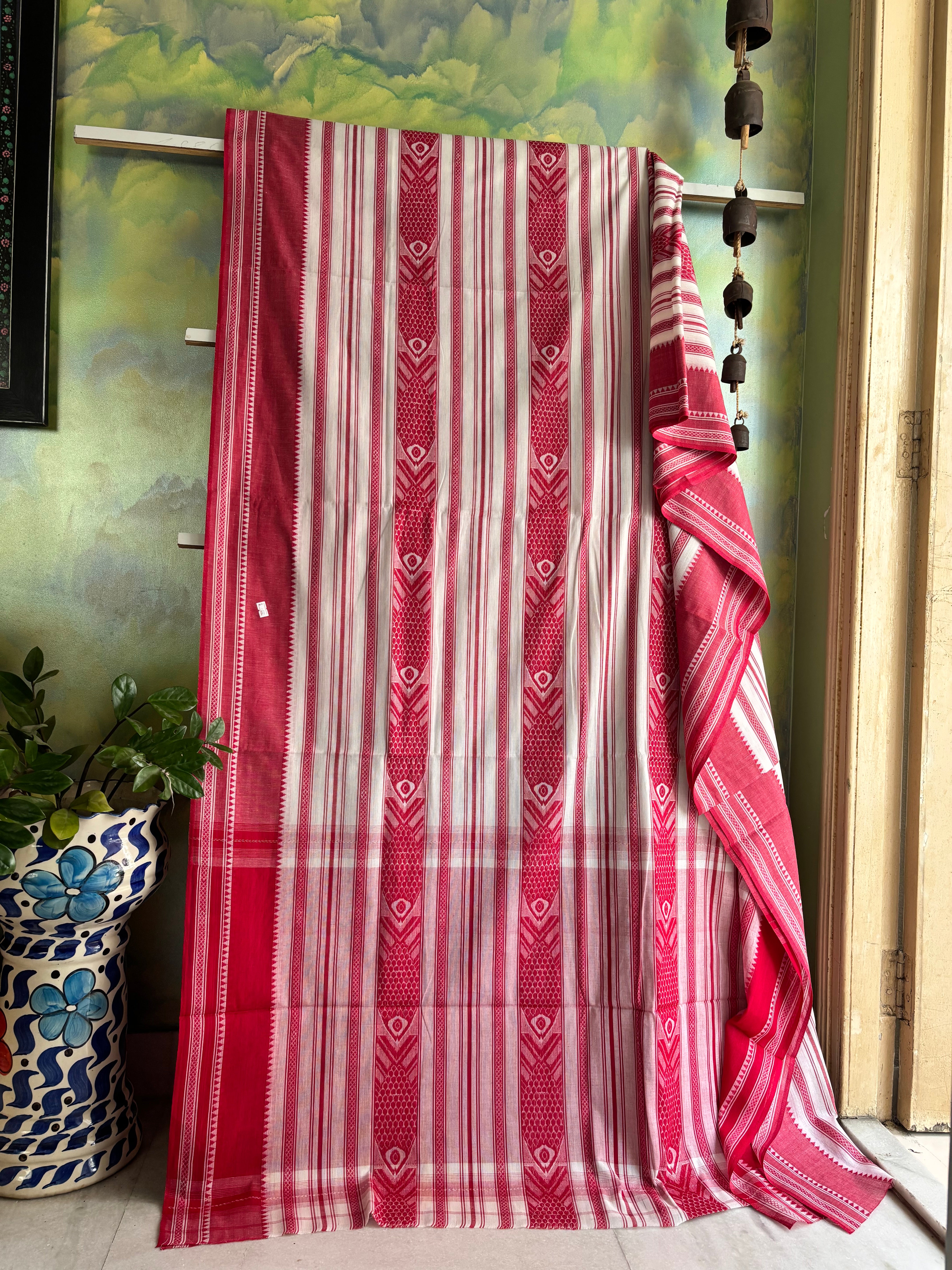White Red Fish Motifs Dhonekhali Saree