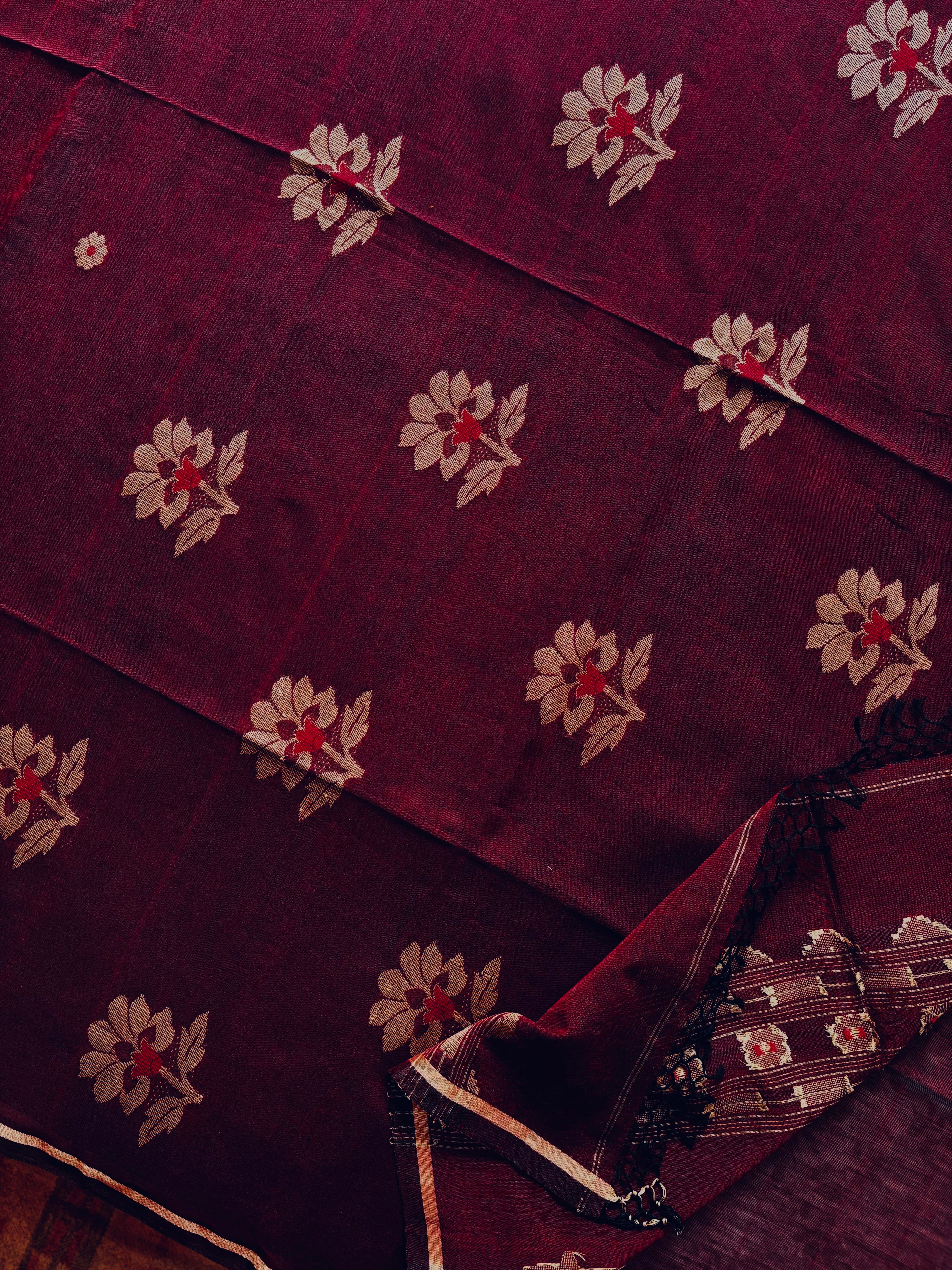 Handwoven Garnet Colour Cotton Jamdani Saree