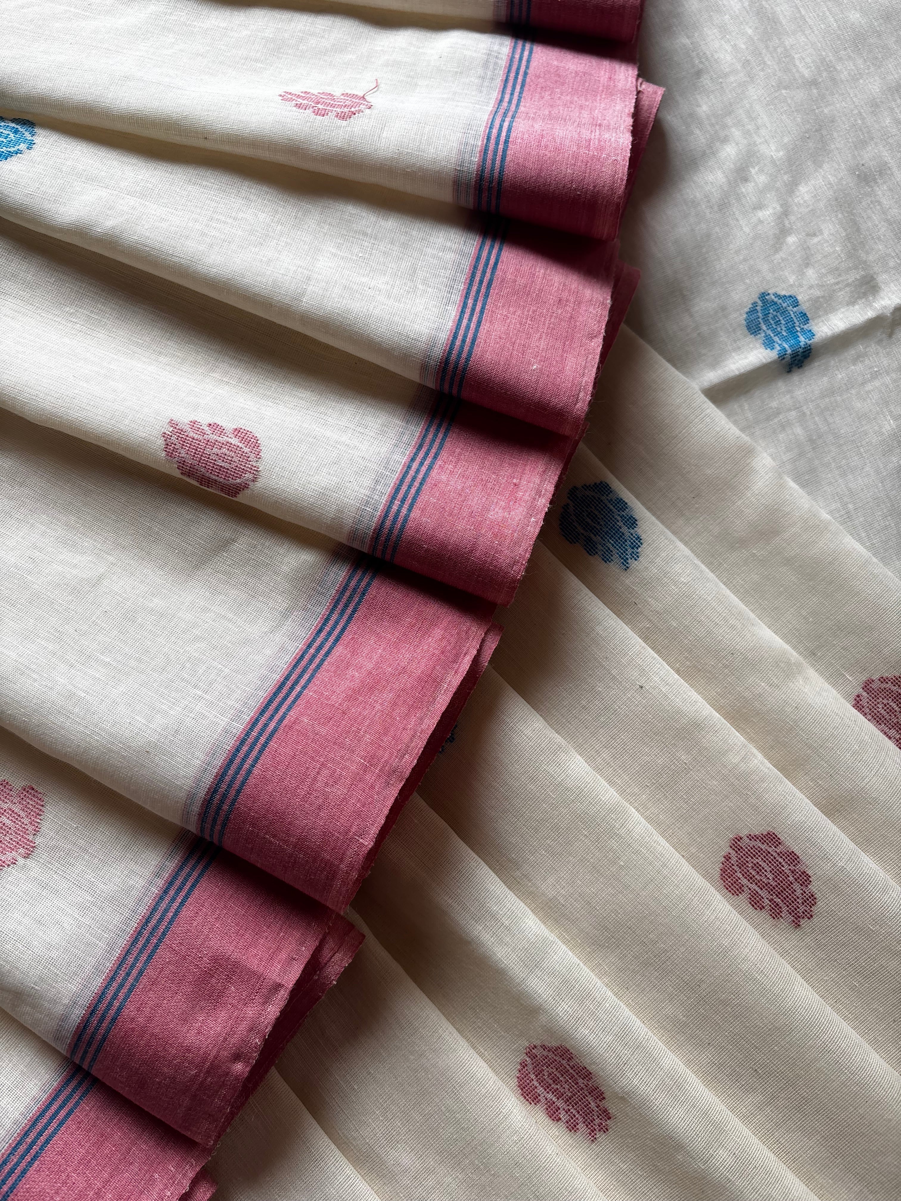 Handwoven Cream Colour Cotton Jamdani Saree