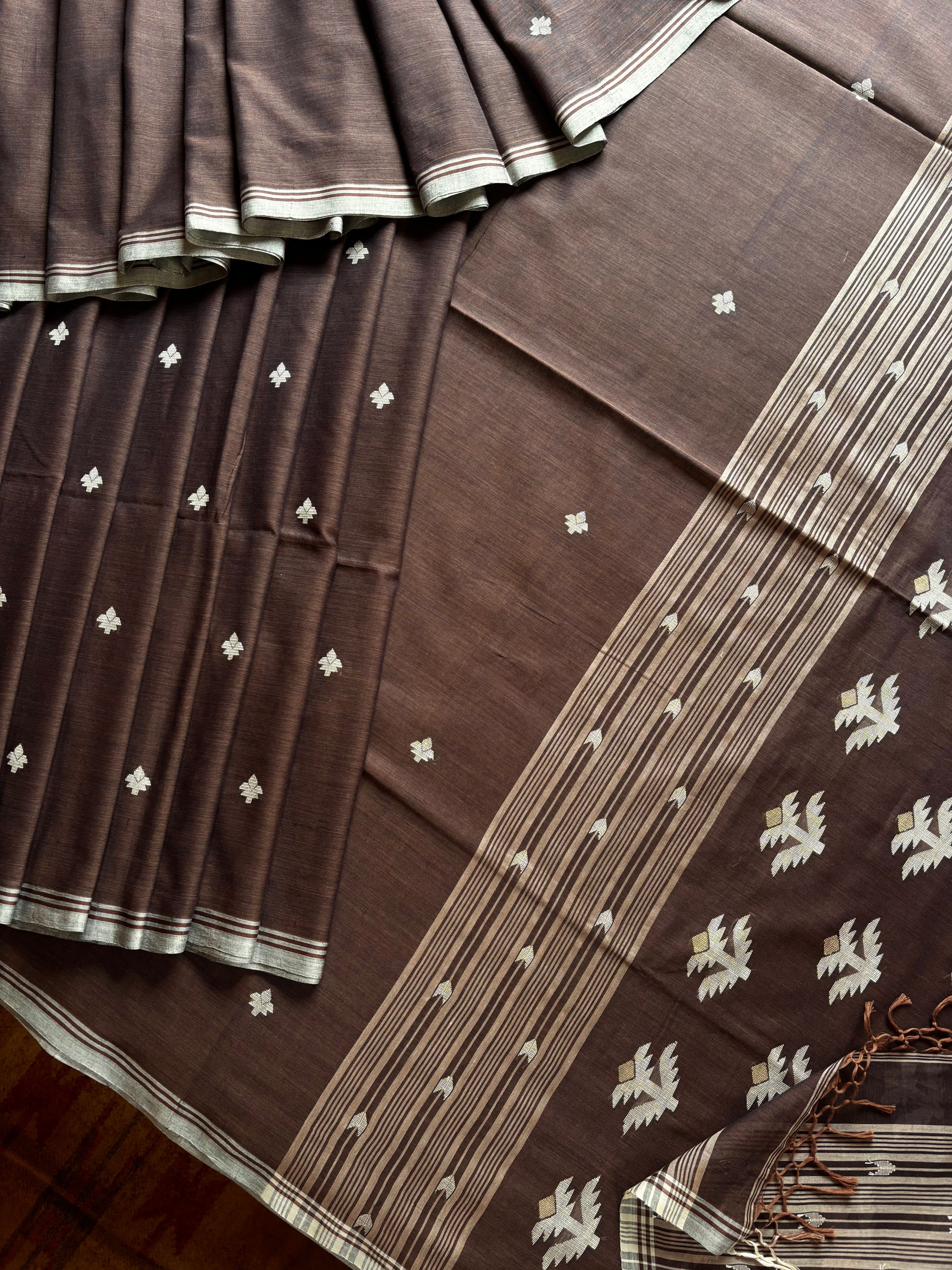 Handwoven Brown Blue Dual Toned Cotton Jamdani Saree
