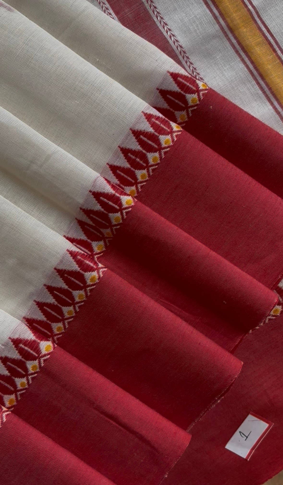 Handwoven White Red Begampuri Cotton Saree