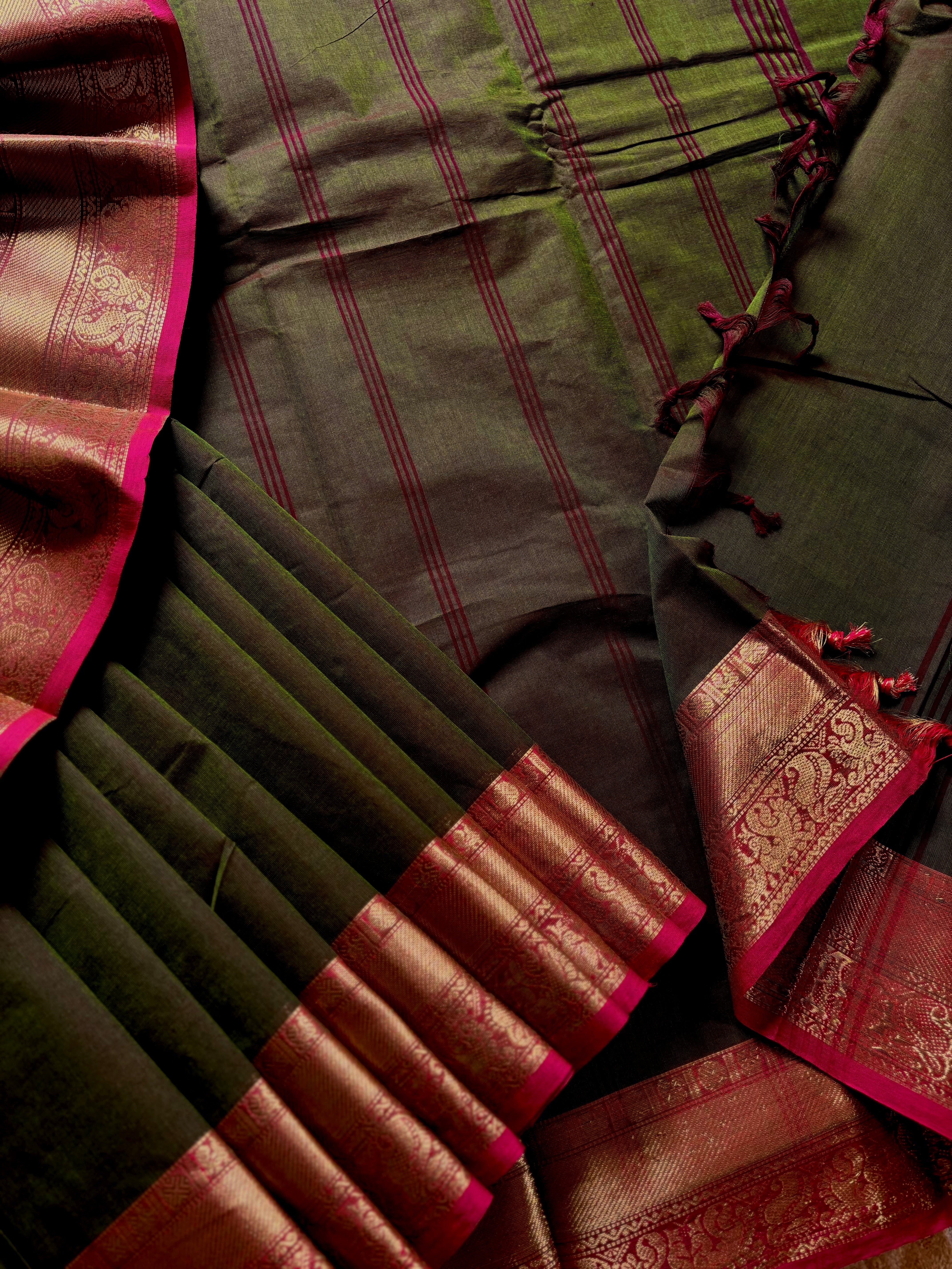 Dual Toned Green Kanchipuram Cotton Saree