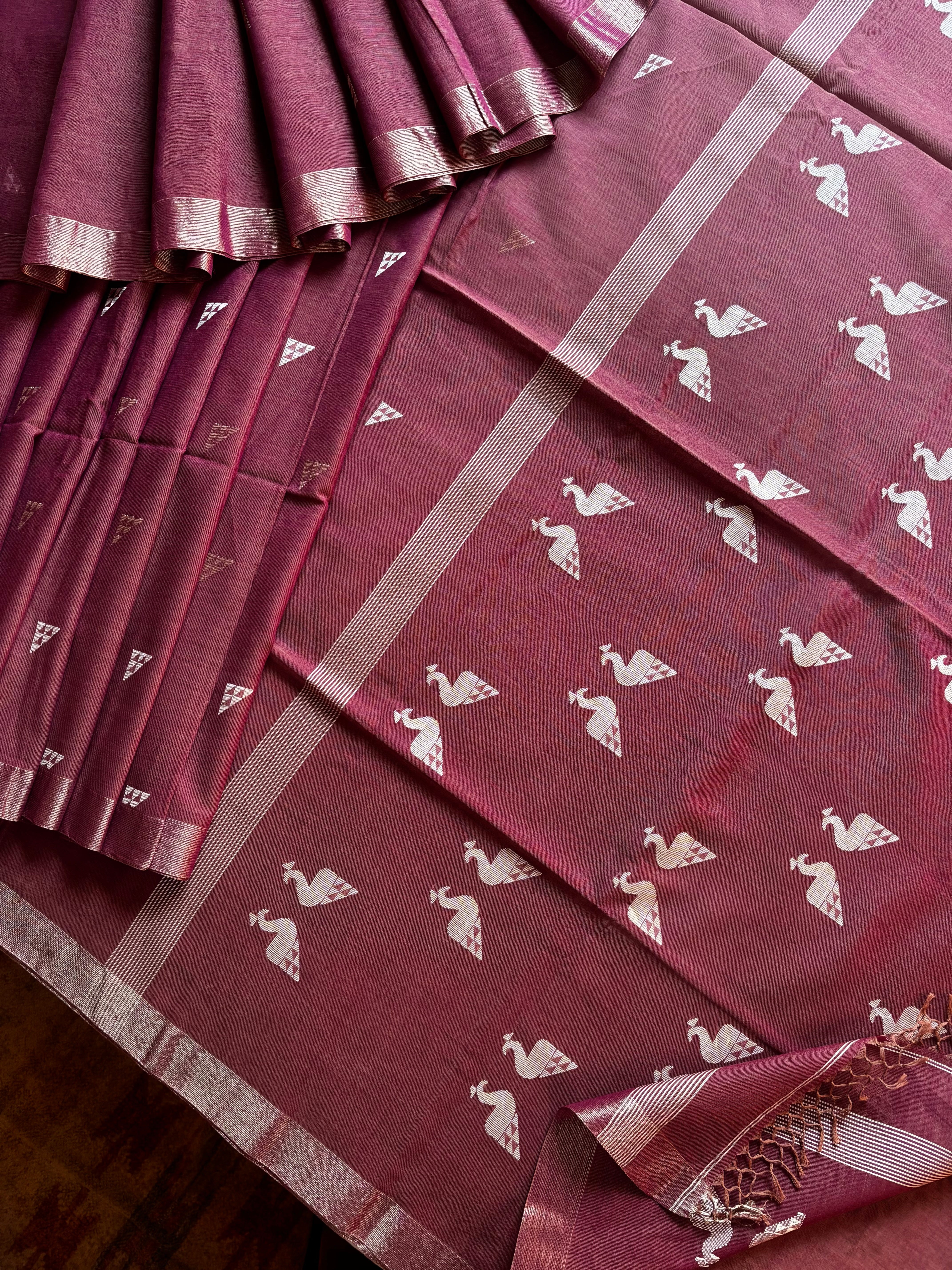 Handwoven Pink Colour Cotton Jamdani Saree