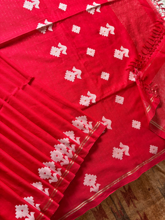 Handwoven Red Cotton Jamdani Saree