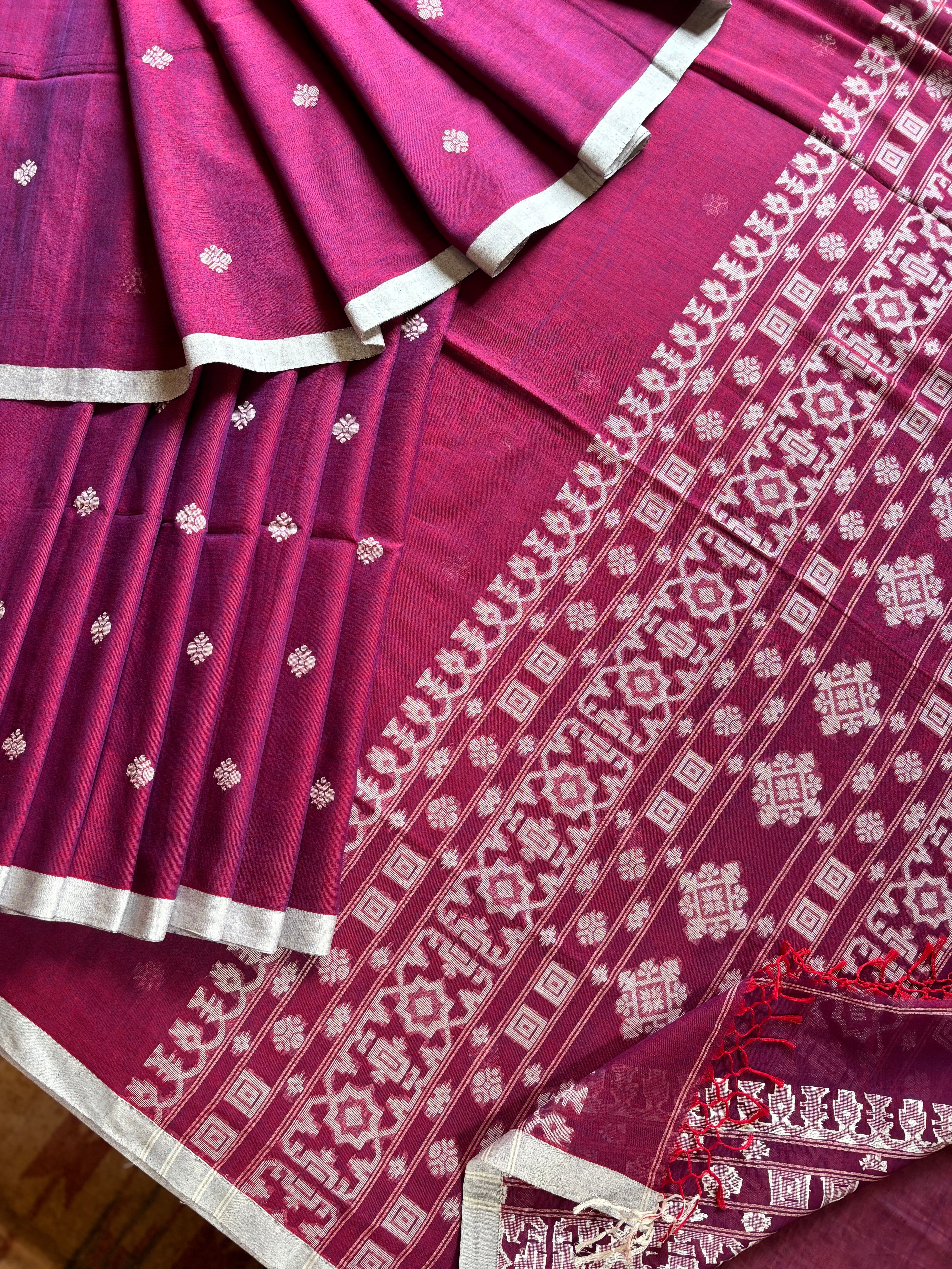 Pure Cotton Red Blue Dual Toned Jamdani