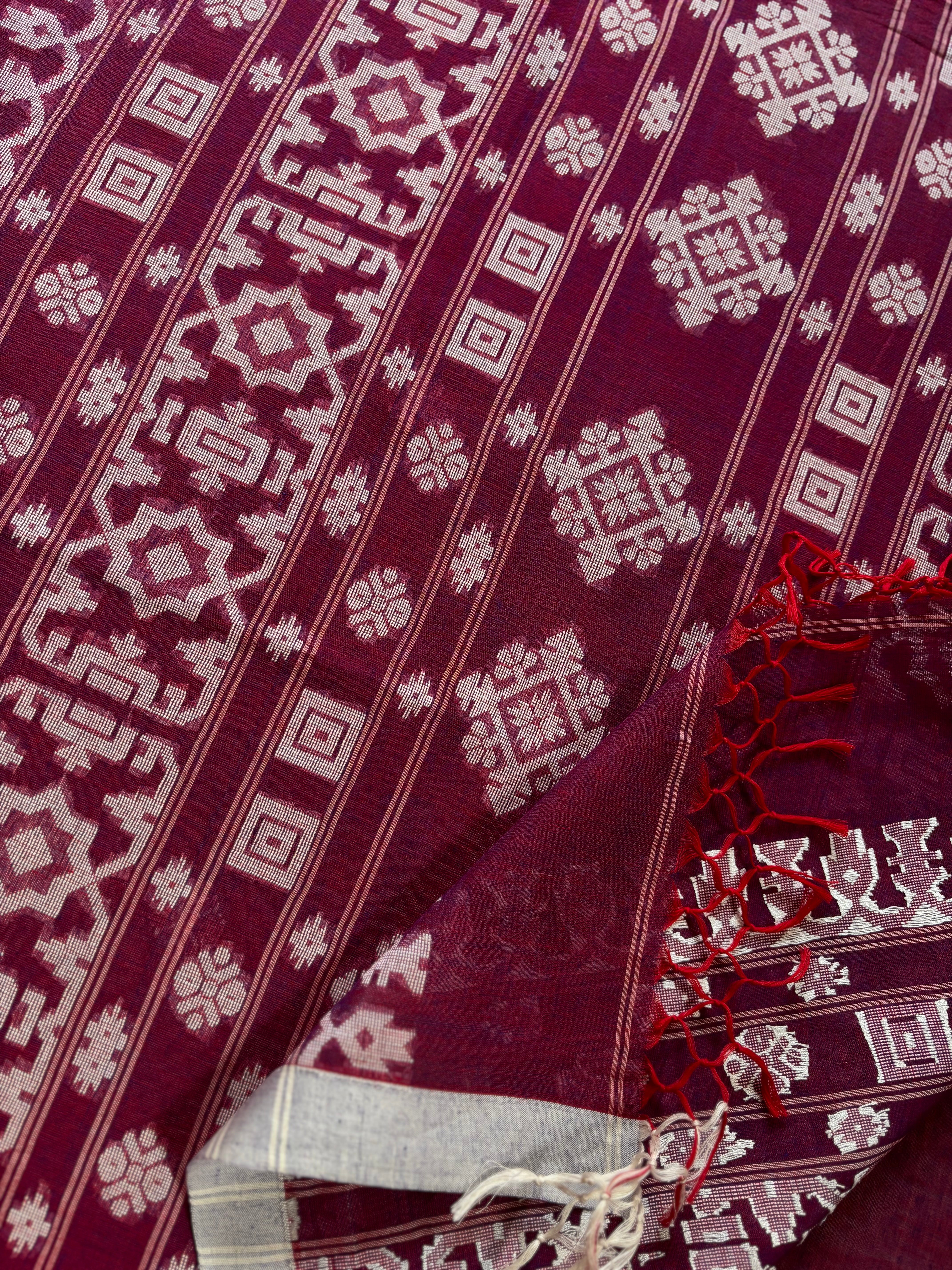 Pure Cotton Red Blue Dual Toned Jamdani
