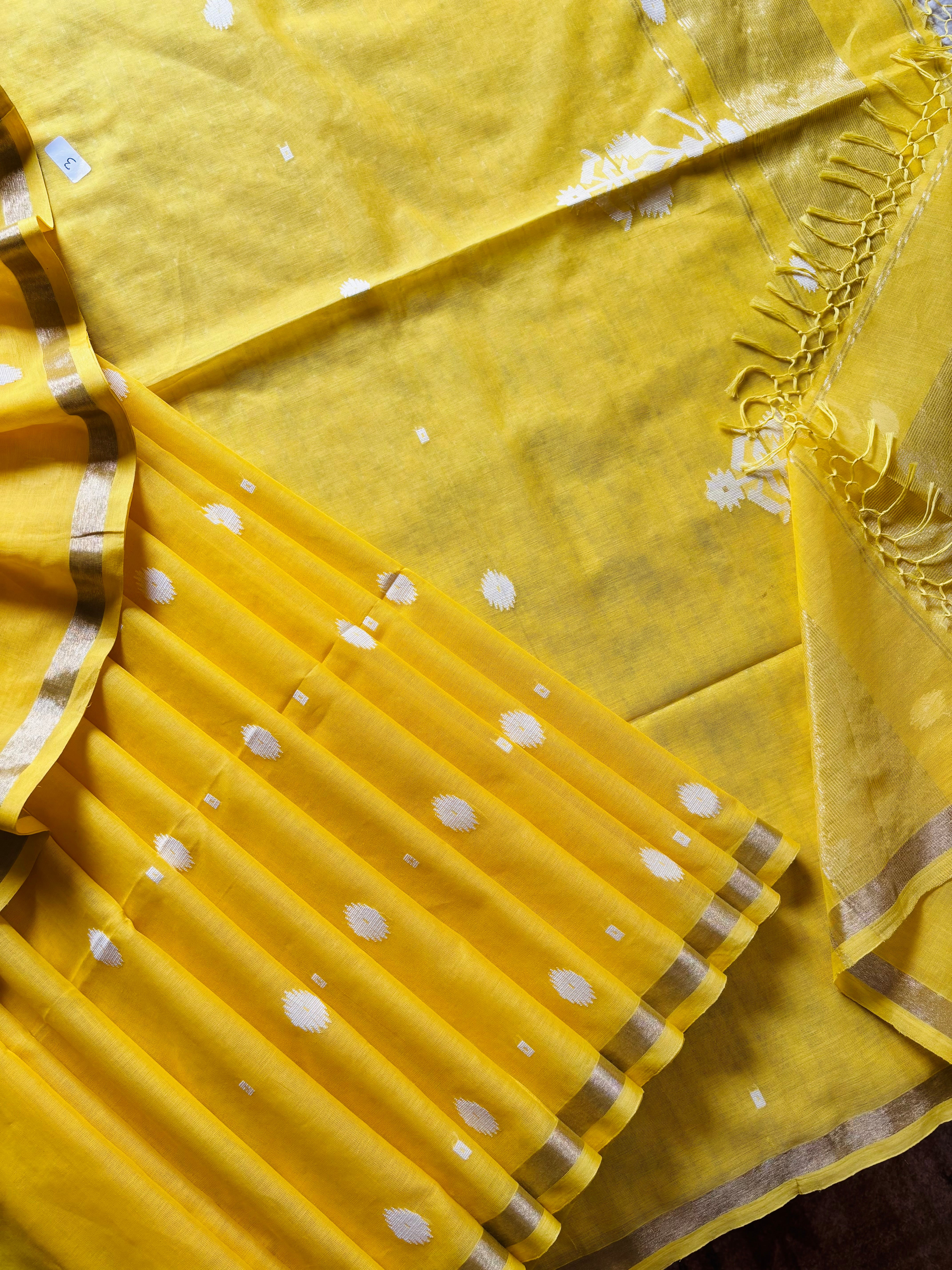 Handwoven Yellow Cotton Jamdani Saree