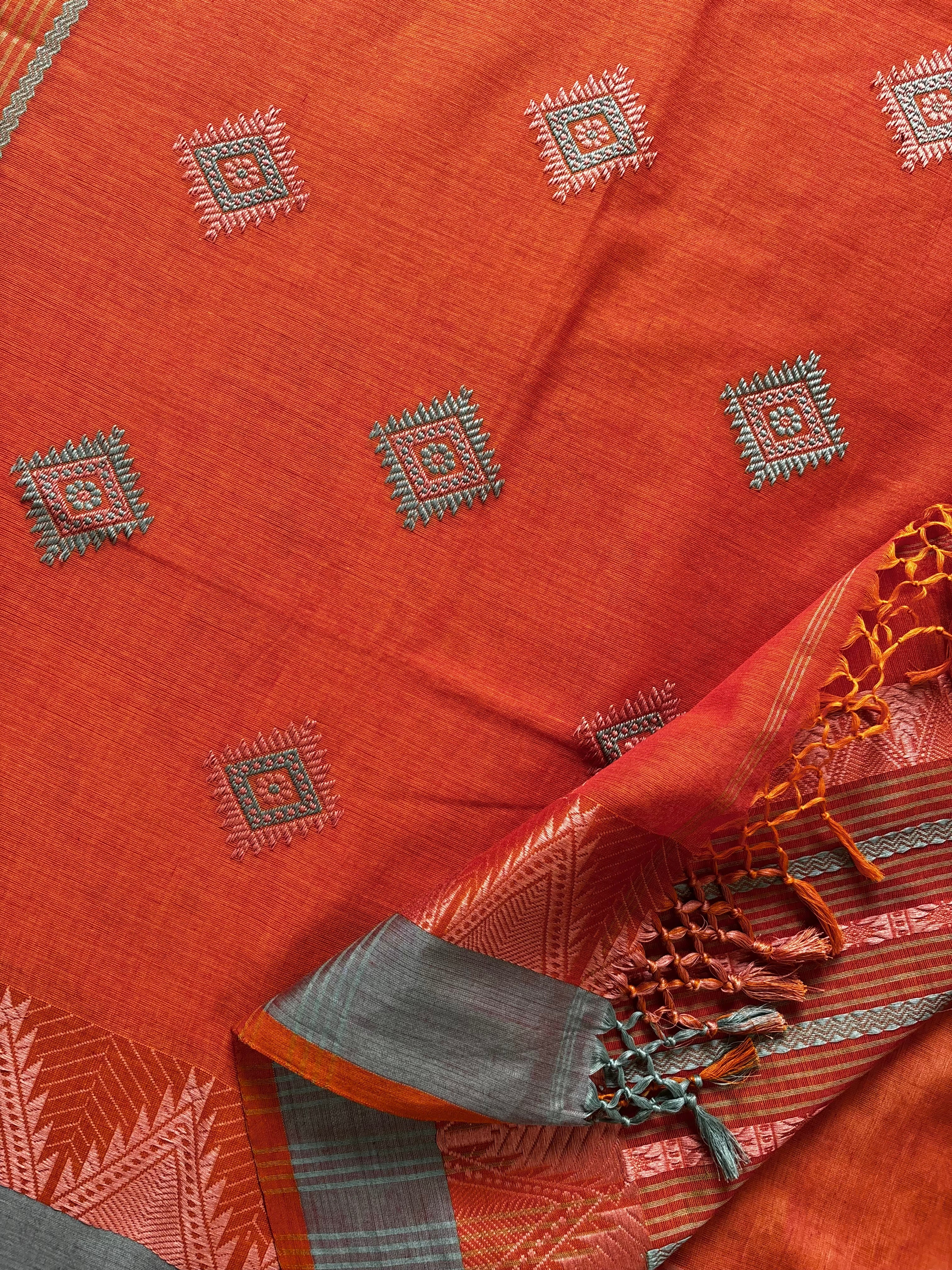 Handwoven Matte Orange Colour Phulia Cotton Saree