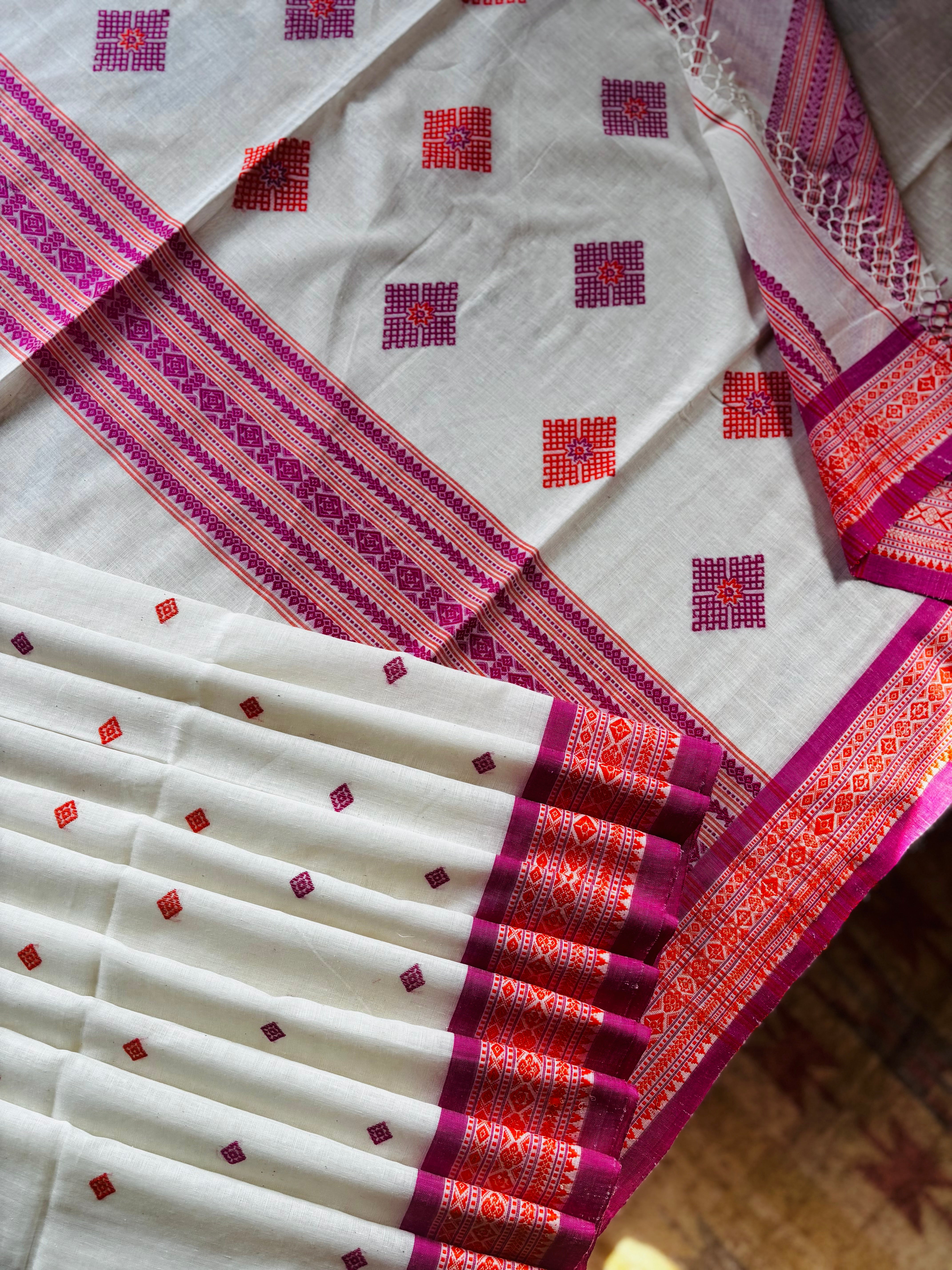 Handwoven Offwhite Pink Orange Phulia Cotton Saree