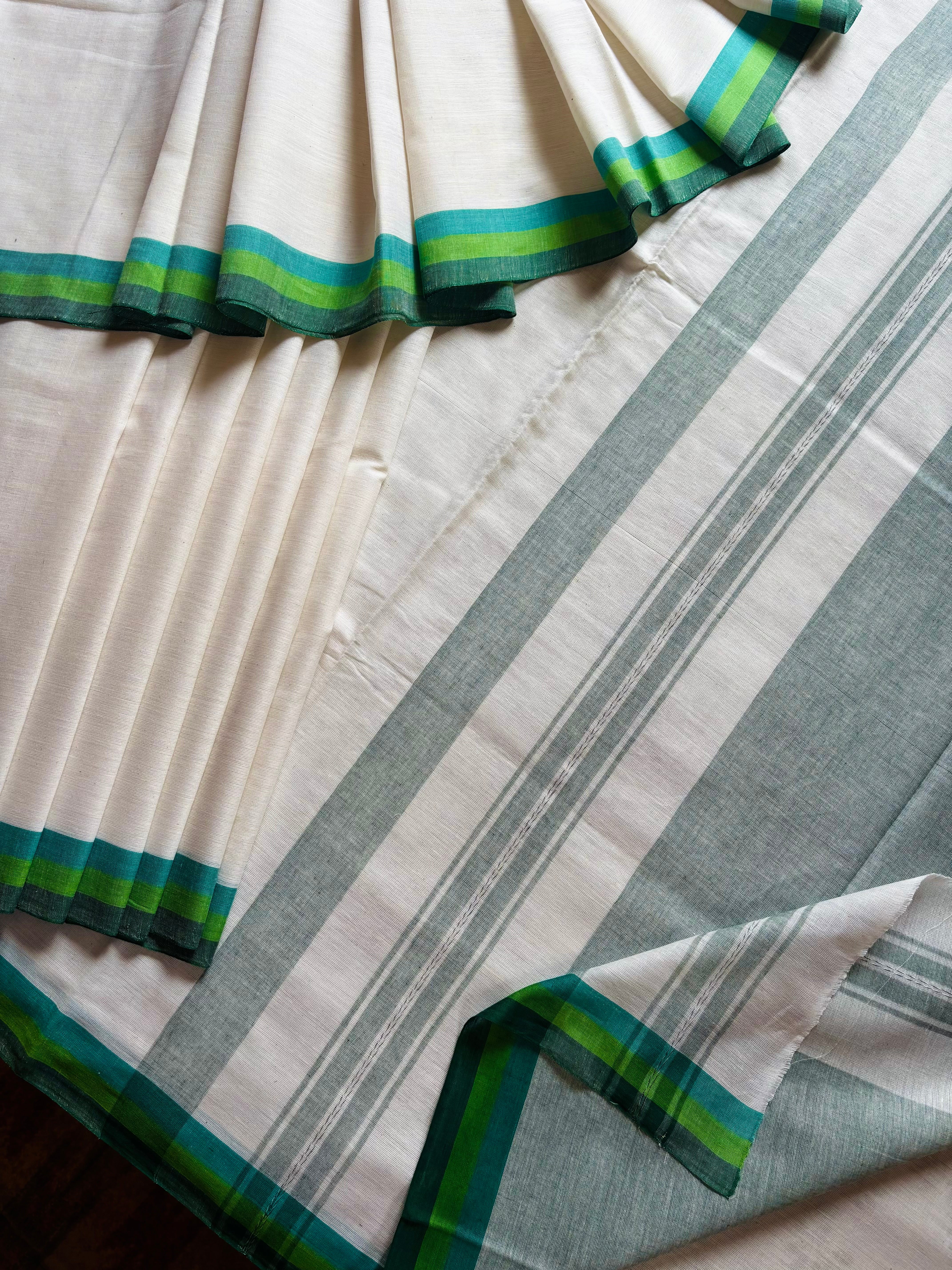 Handwoven White Colour Dhonekhali Cotton Saree