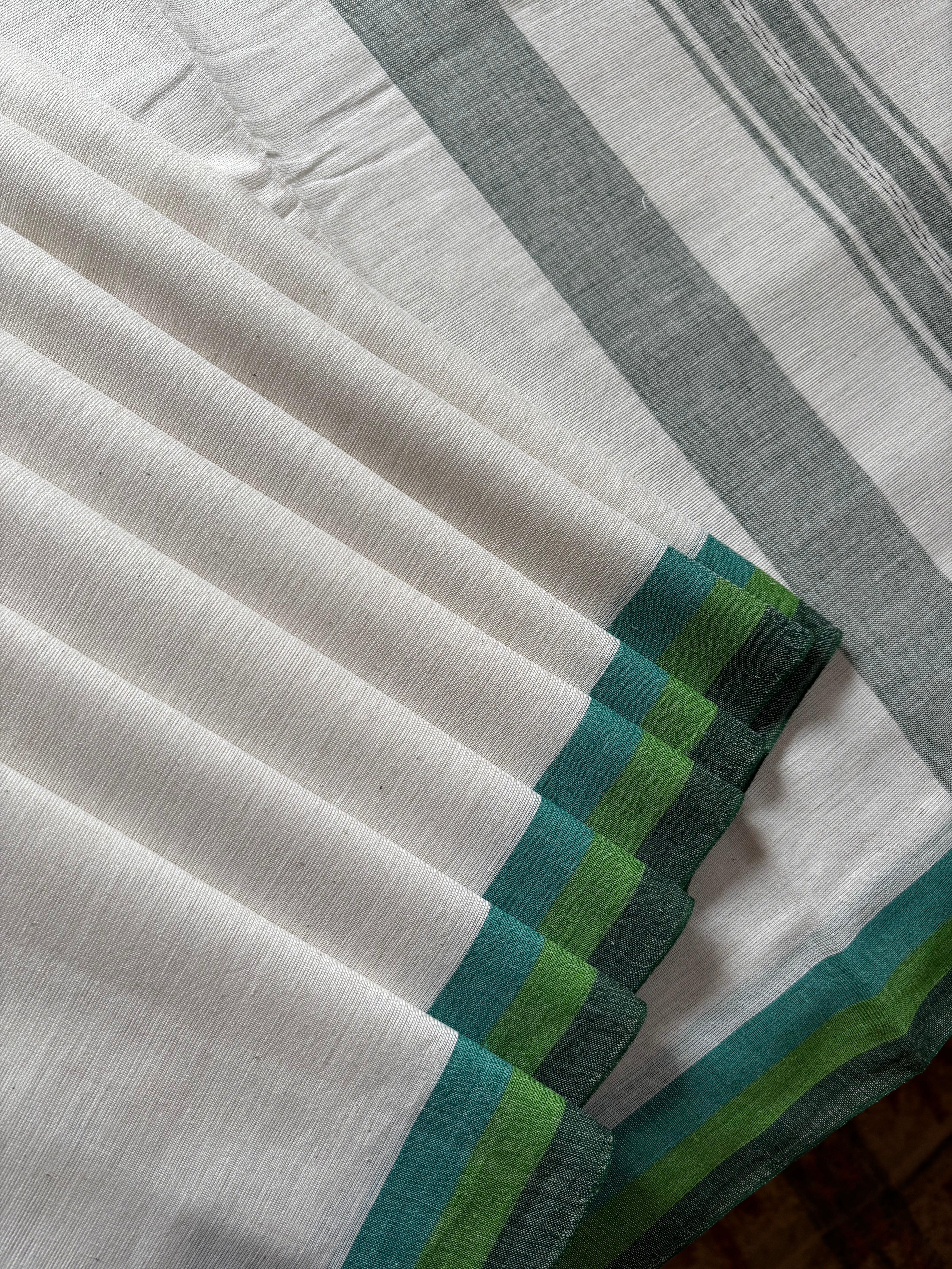 Handwoven White Colour Dhonekhali Cotton Saree