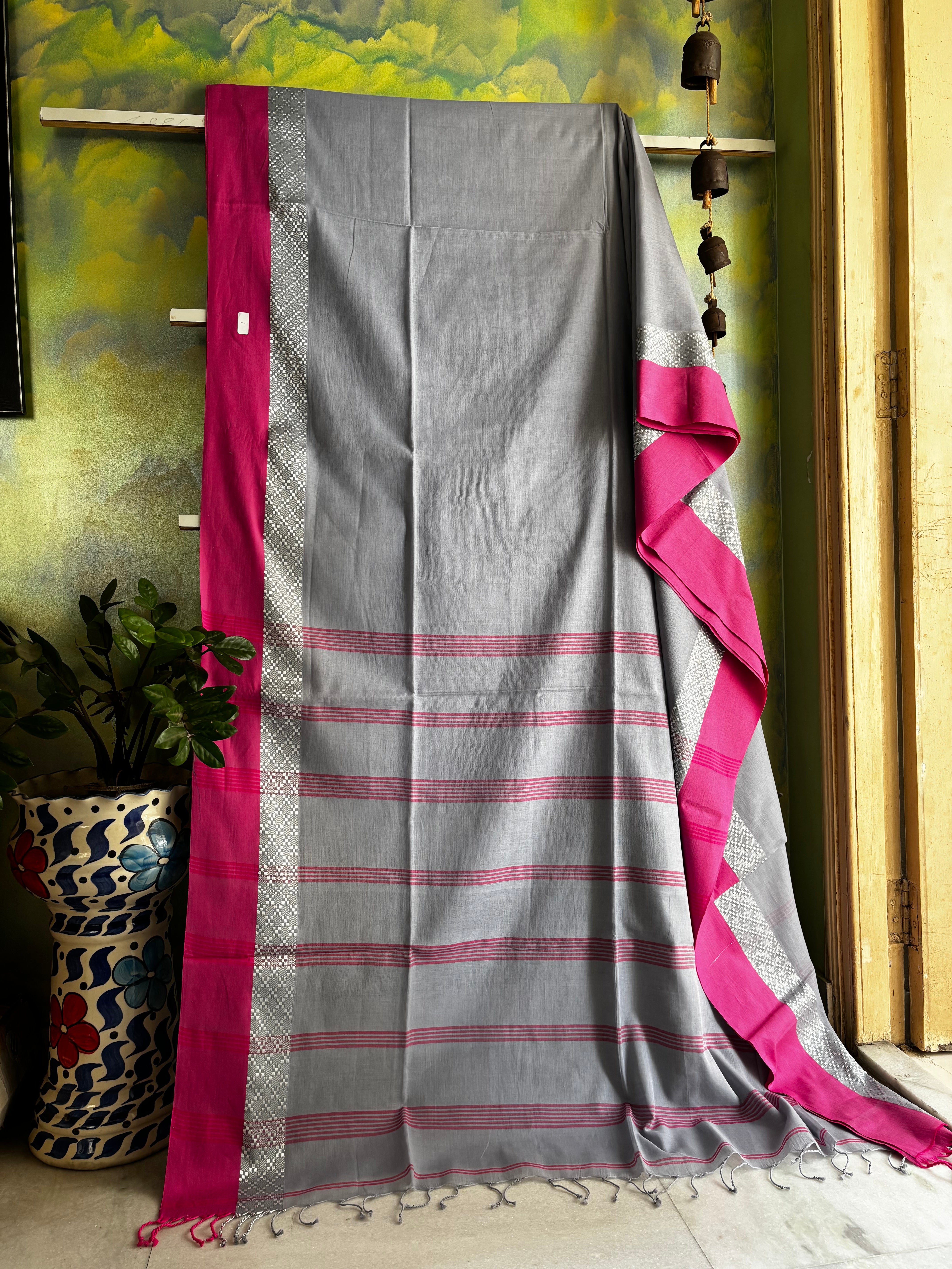Handwoven Grey Pink Phulia Cotton Saree