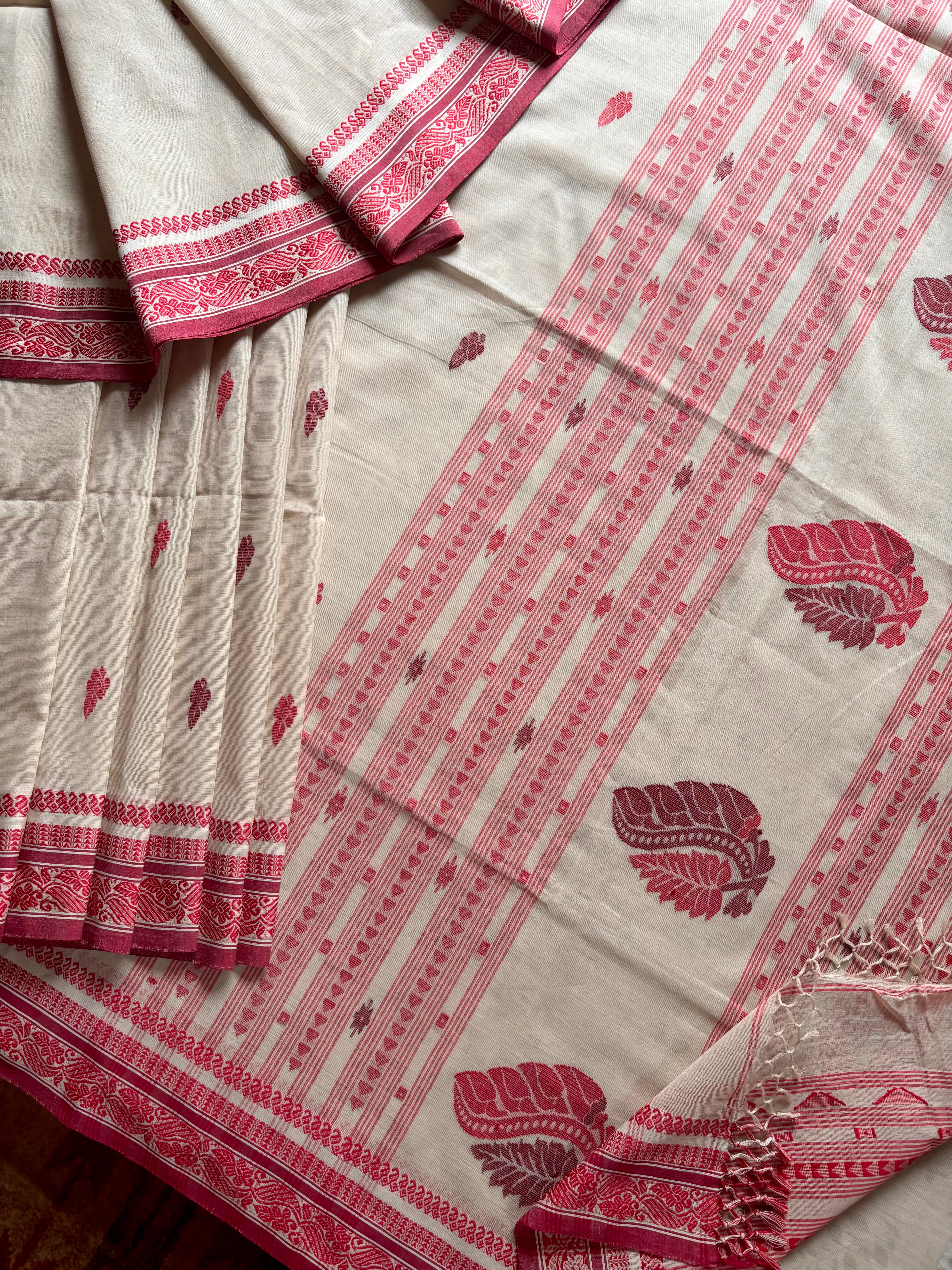 Handwoven Beige Red Phulia Cotton Saree