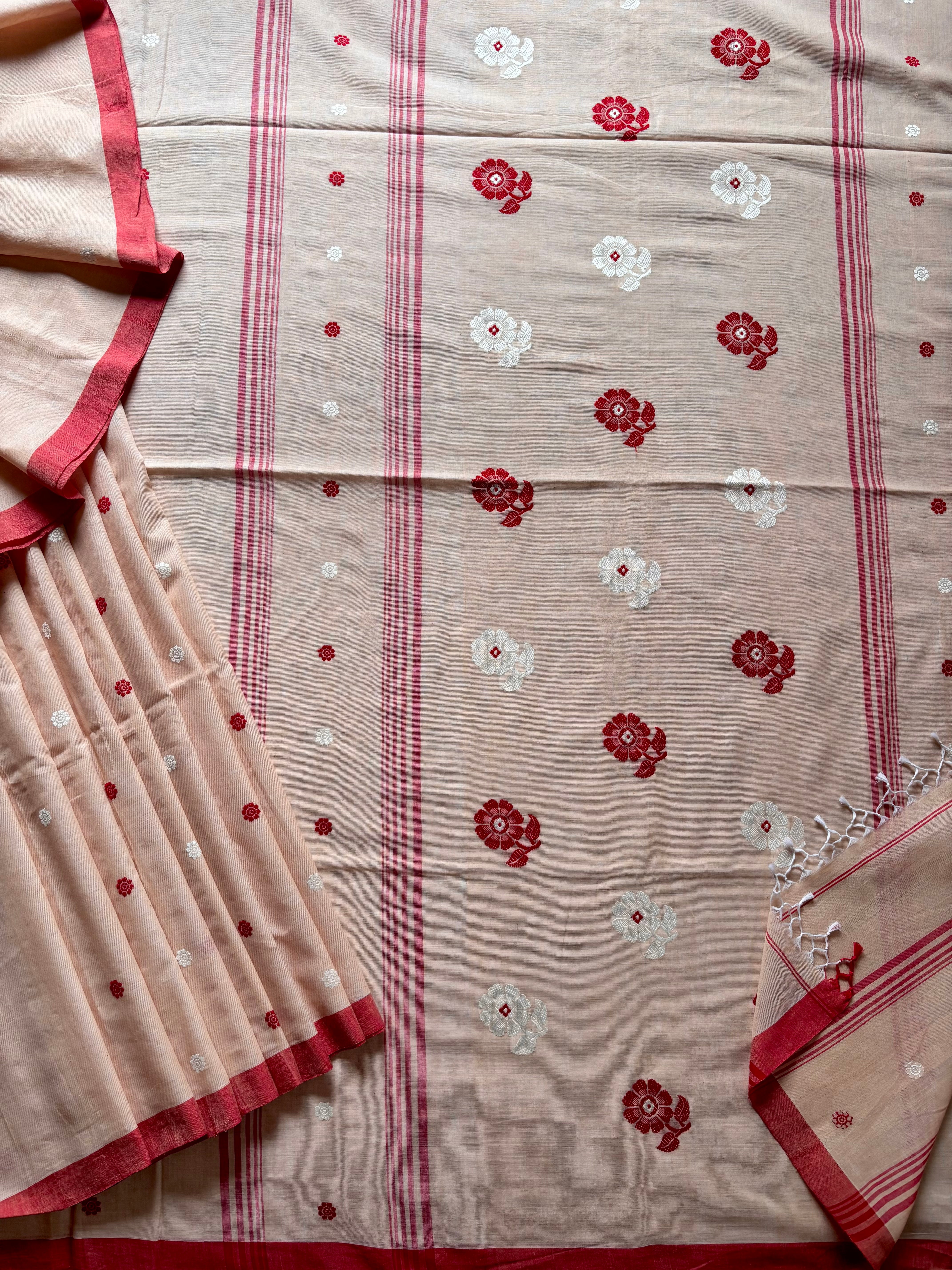 Handwoven Peachish Beige Colour Phulia Cotton Saree