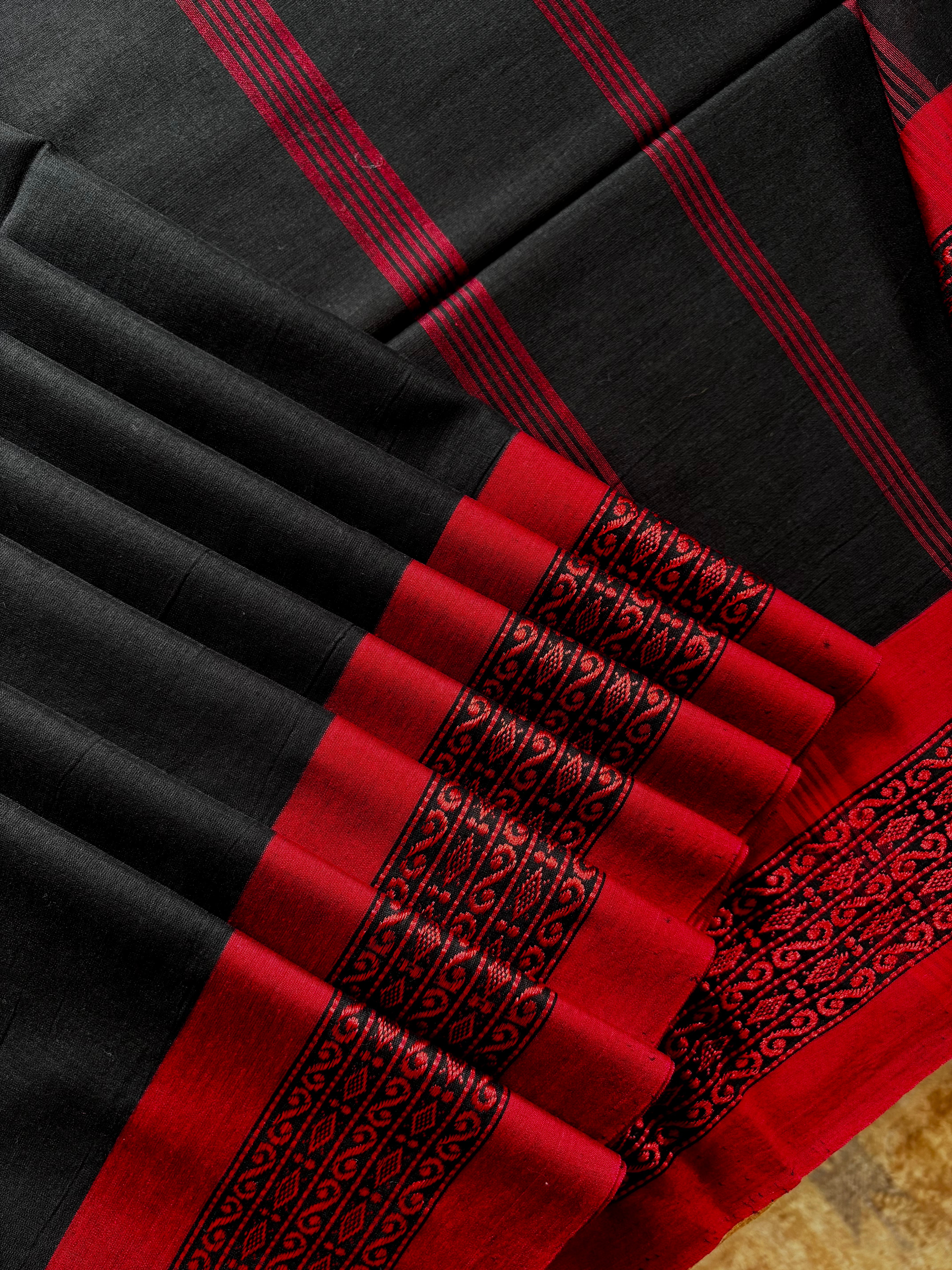 Handwoven Black Red Phulia Cotton Saree