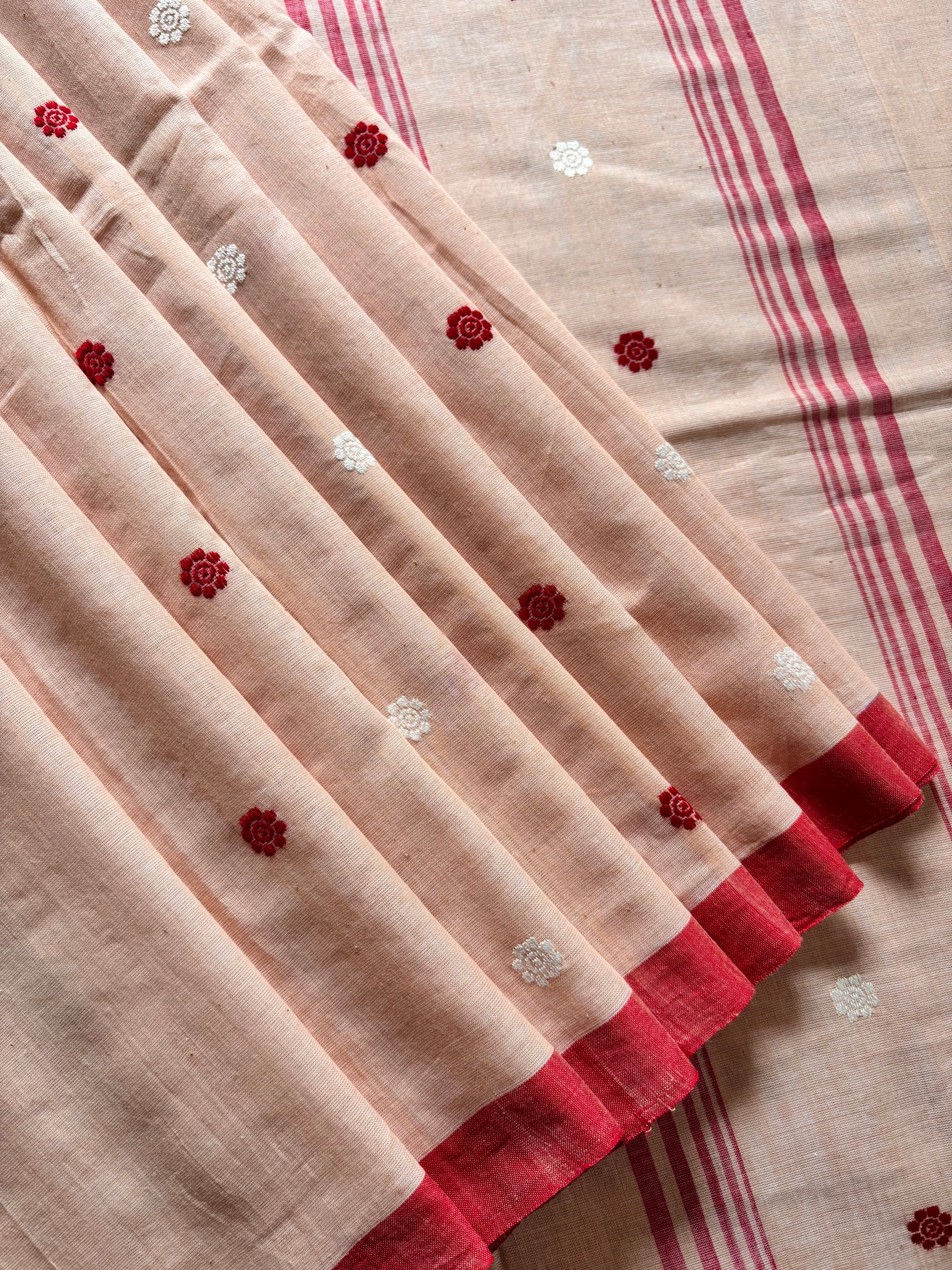Handwoven Peachish Beige Colour Phulia Cotton Saree