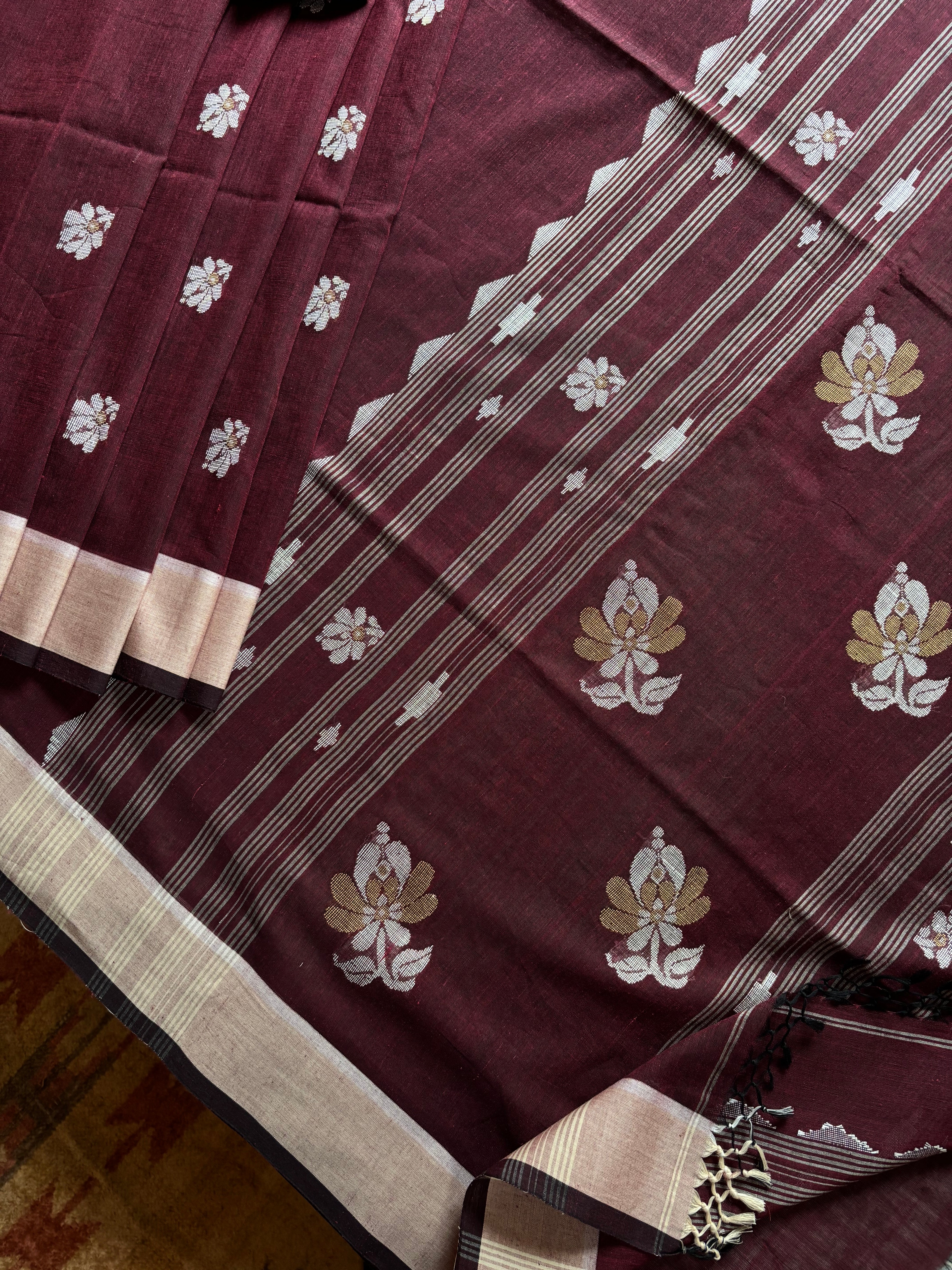 Handwoven Plum Colour Cotton Jamdani Saree
