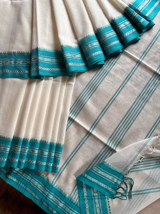 Handwoven White Colour Phulia Cotton Saree