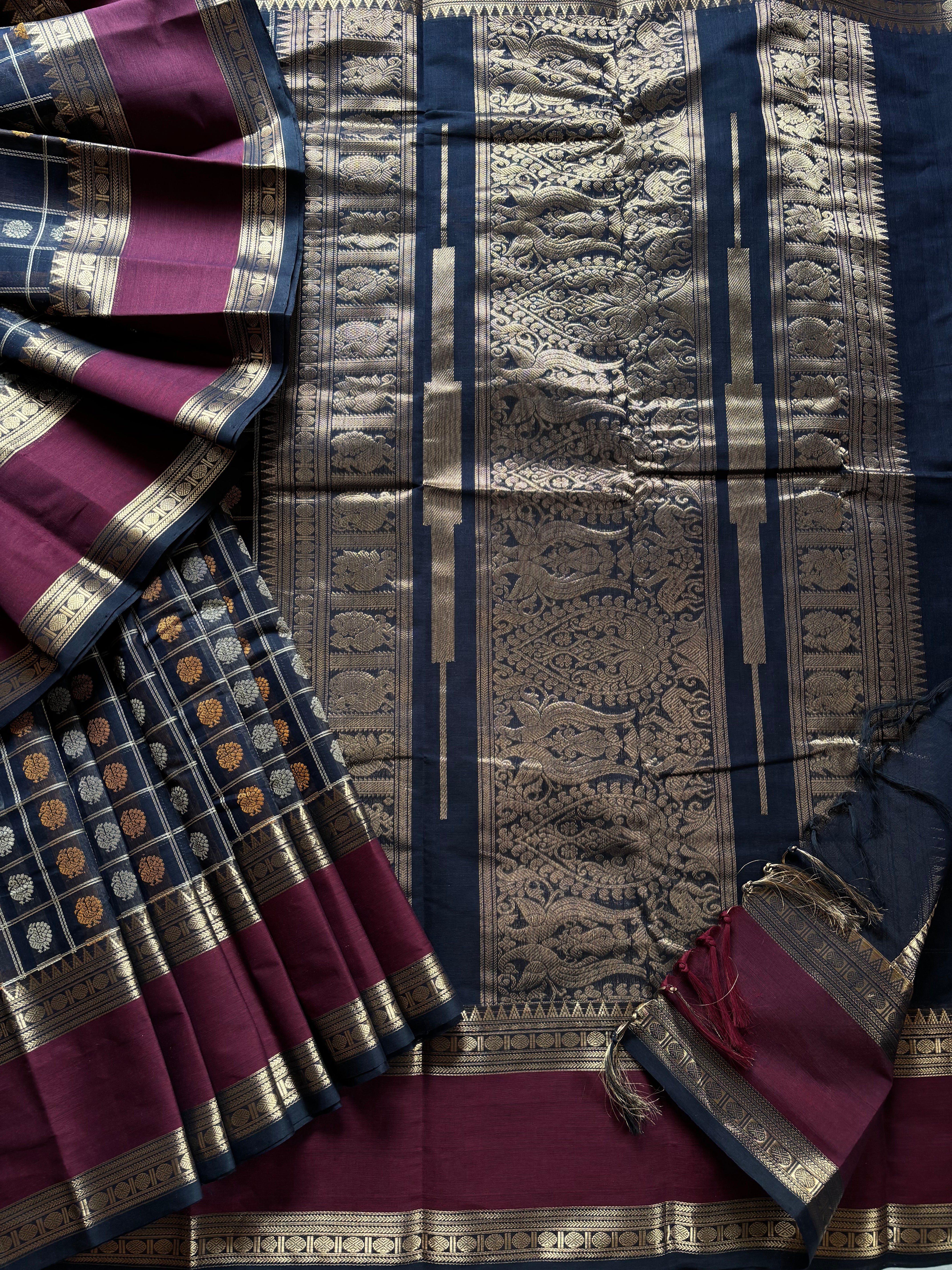 Handwoven Rich Black Colour Kanchipuram Cotton Saree