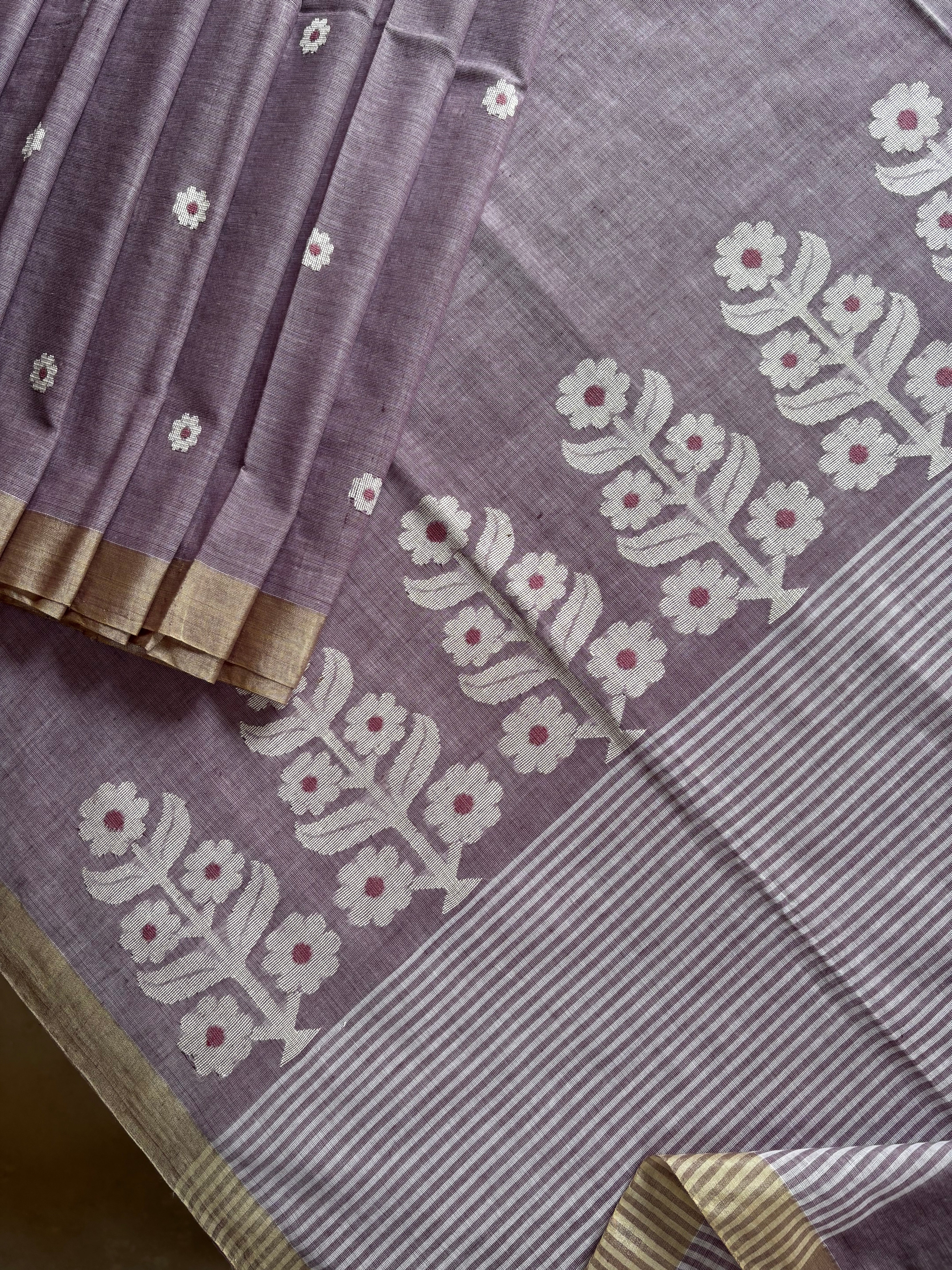 Handwoven Light Lavender Colour Cotton Jamdani Saree