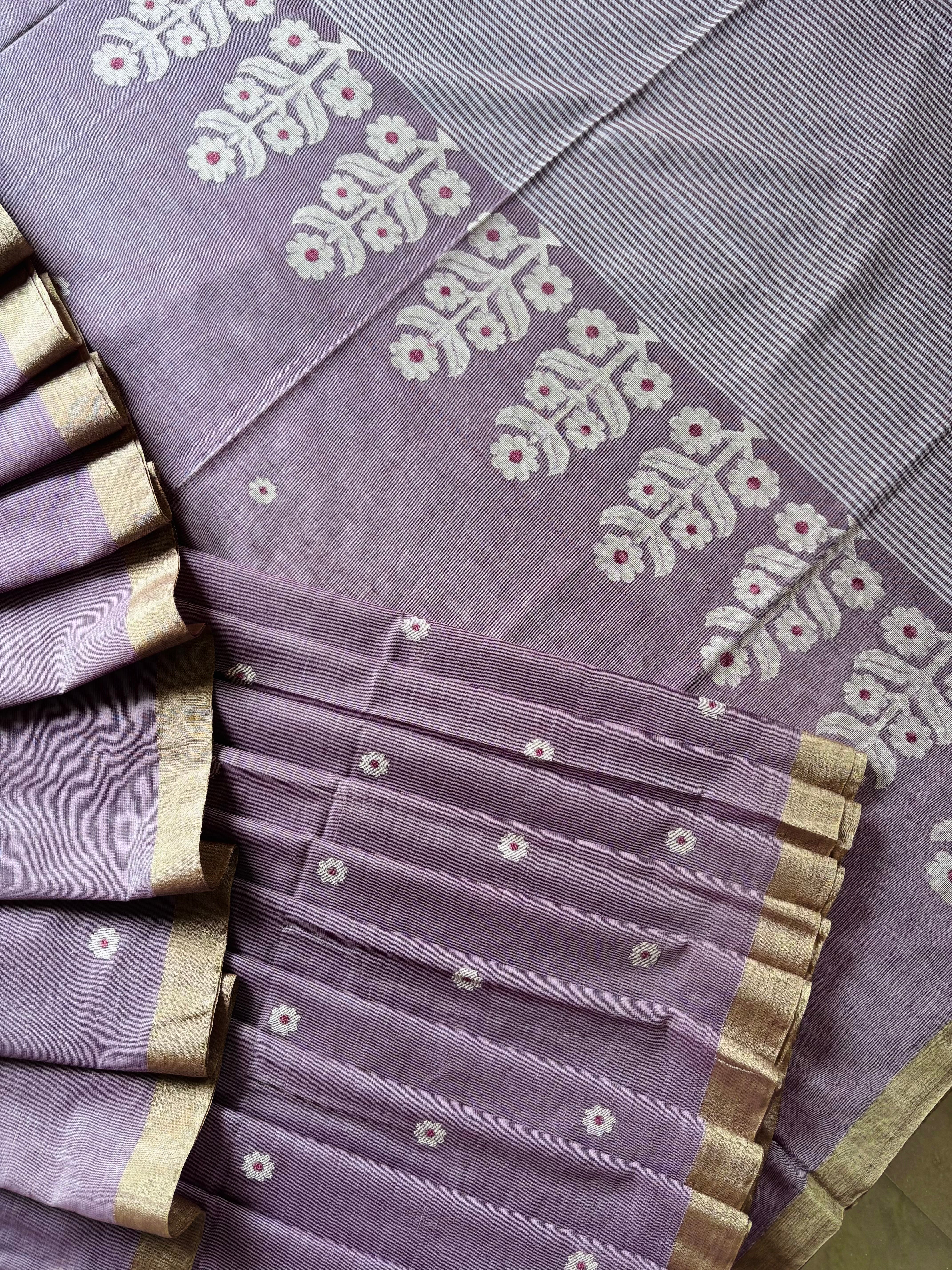 Handwoven Light Lavender Colour Cotton Jamdani Saree