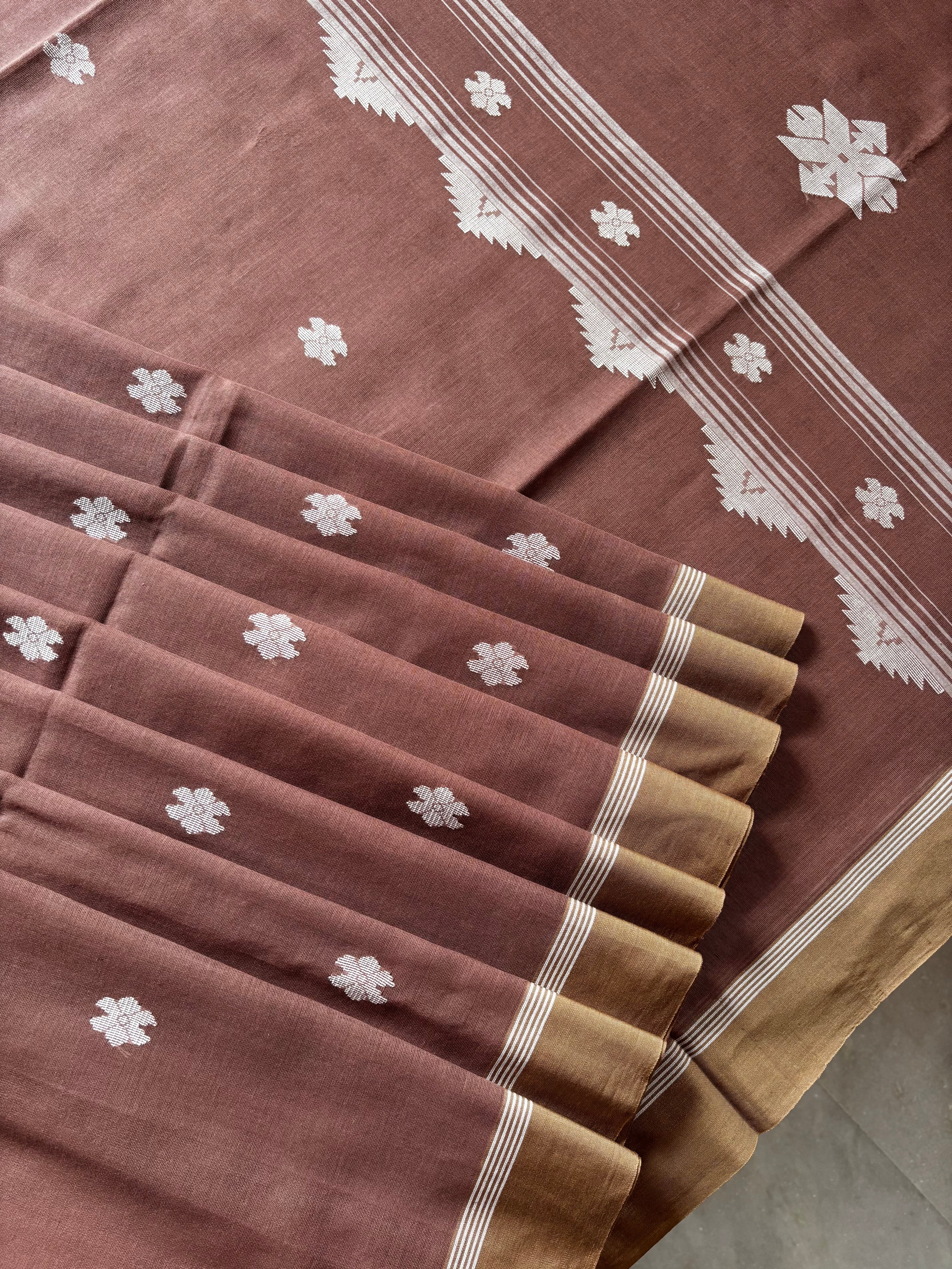 Handwoven Light Brown Colour Cotton Jamdani Saree