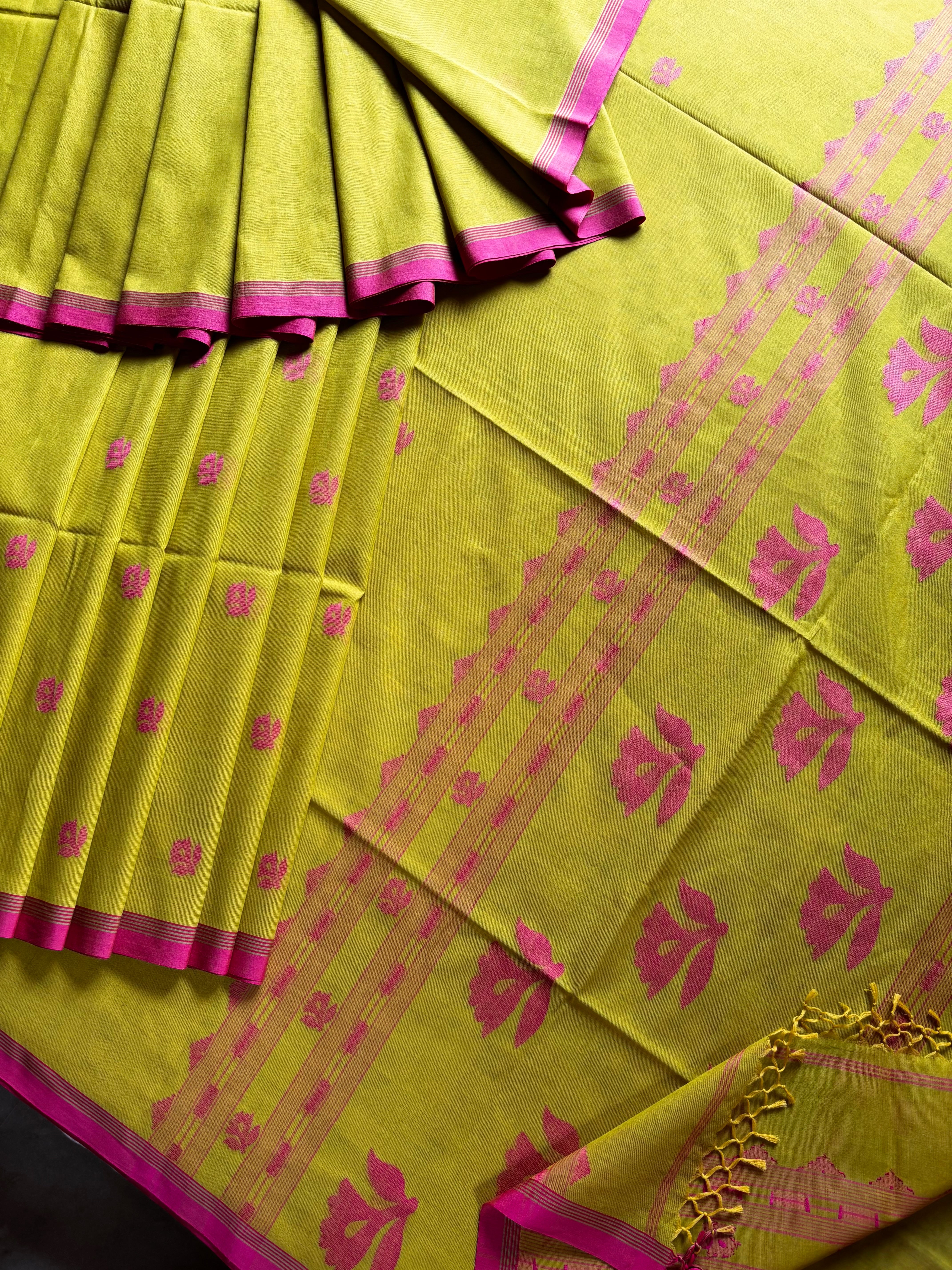 Handwoven Lime Yellow Colour Cotton Jamdani Saree