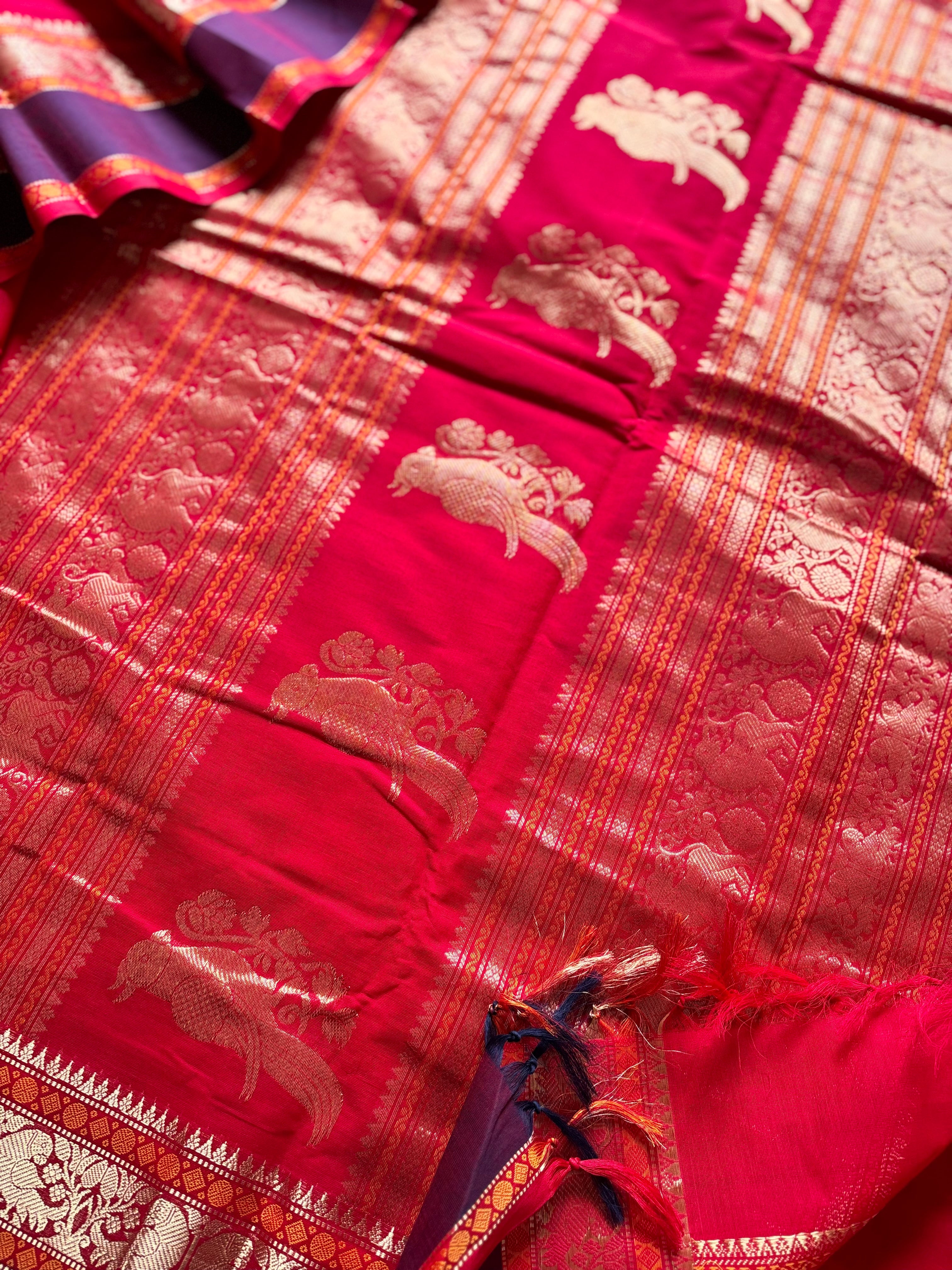 Handwoven Rich Red Colour Kanchipuram Cotton Saree
